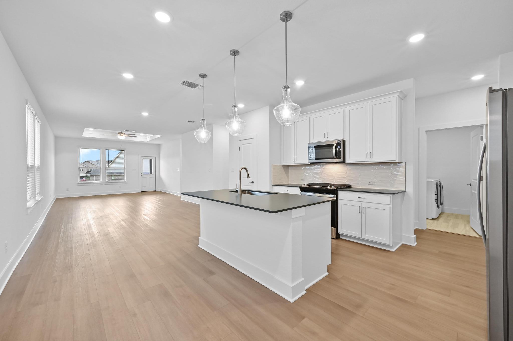 417 Bristlecone Bnd, Liberty Hill, TX 78642