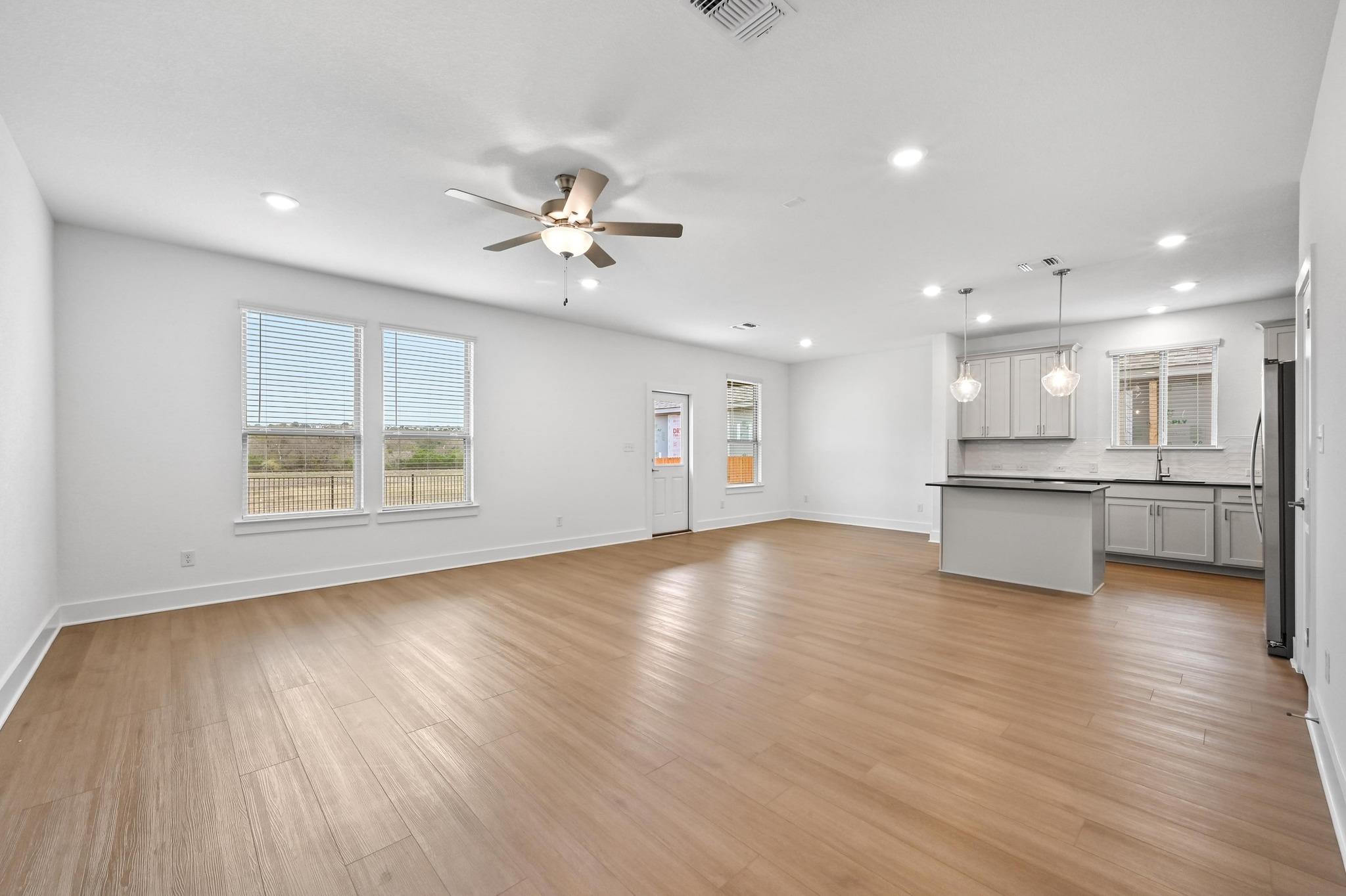 433 Bristlecone Bnd, Liberty Hill, TX 78642