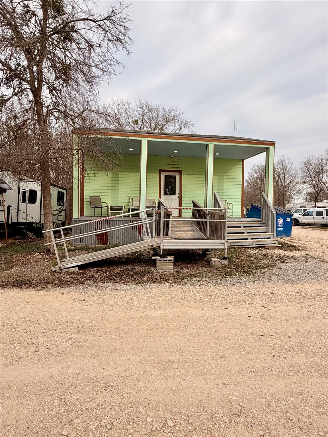 270 Hidden Path, Lockhart, TX 78644