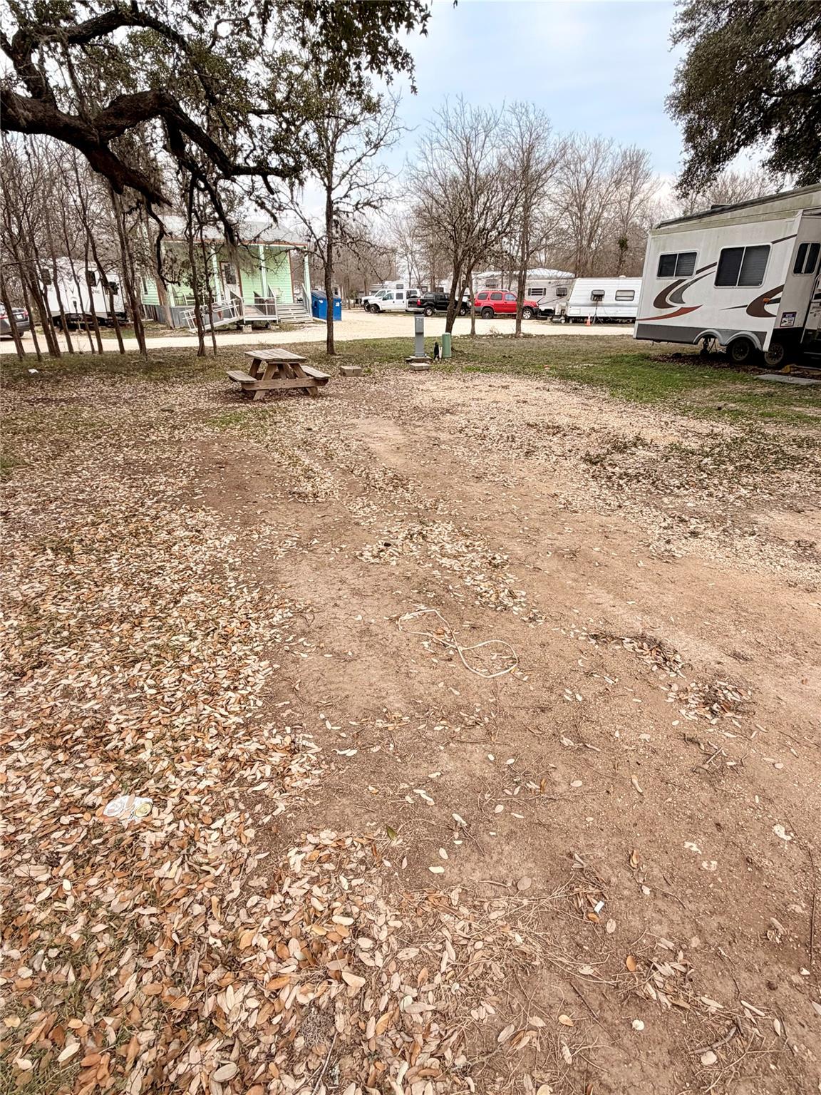 270 Hidden Path, Lockhart, TX 78644