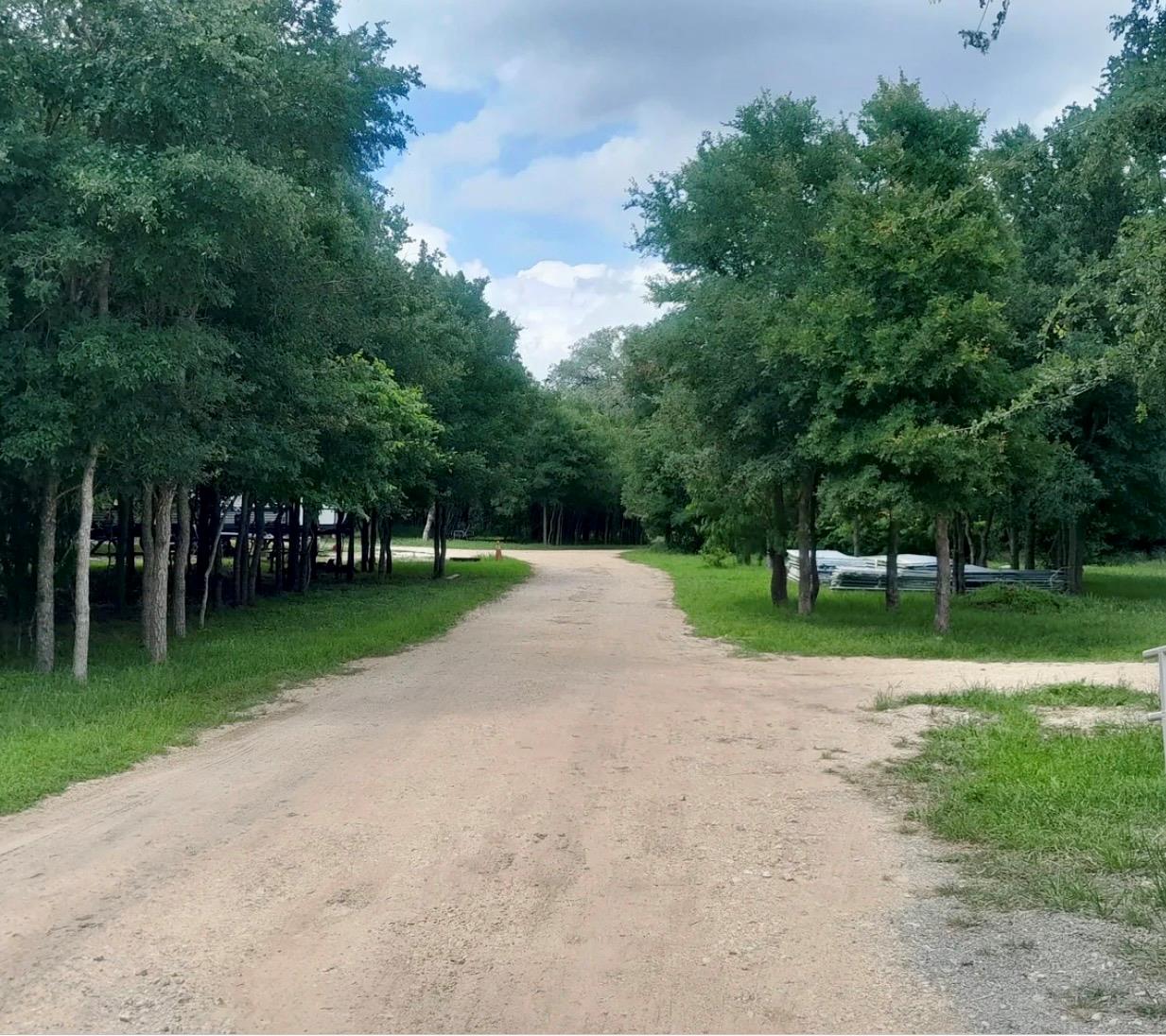 270 Hidden Path, Lockhart, TX 78644