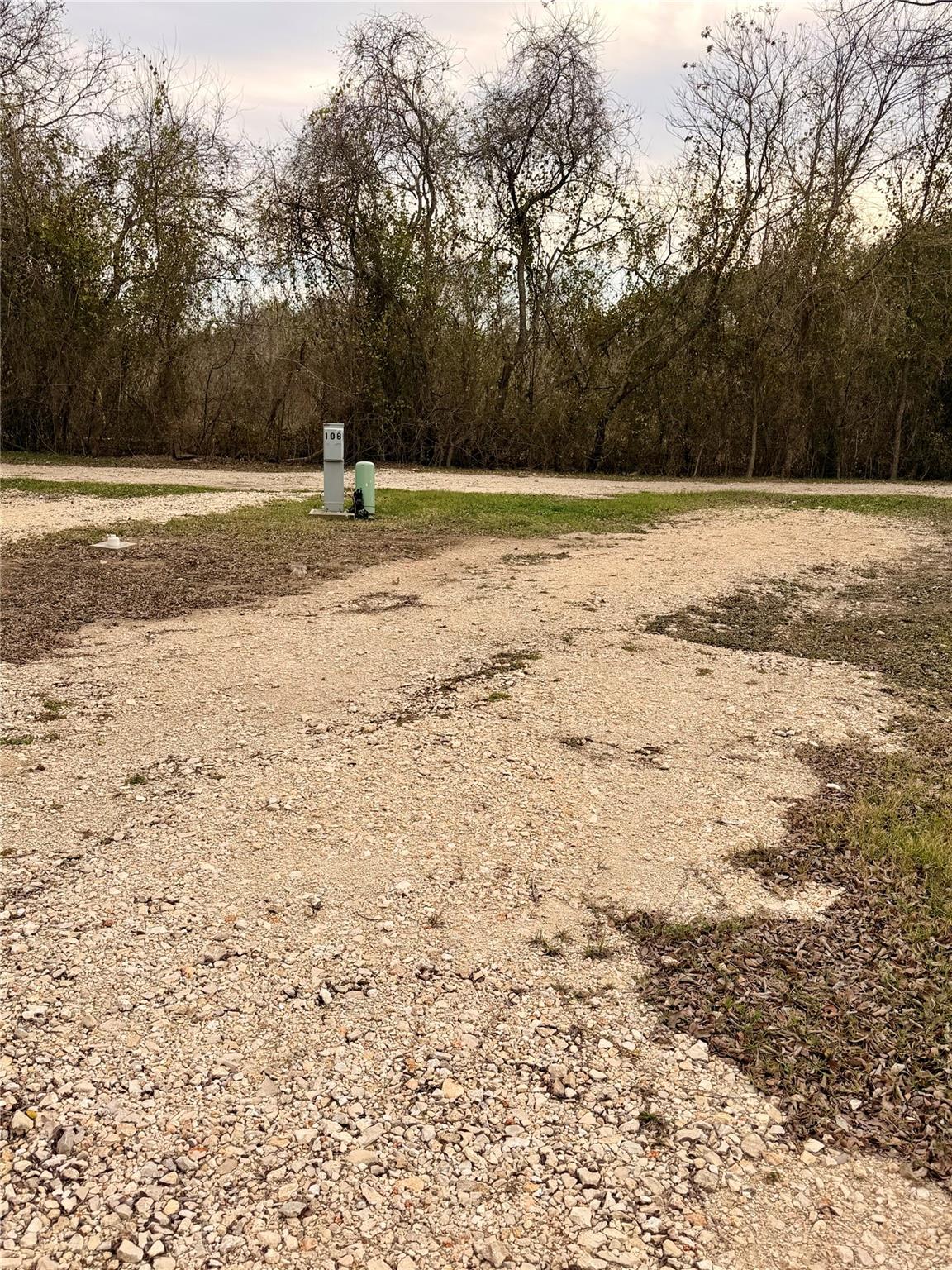 270 Hidden Path, Lockhart, TX 78644