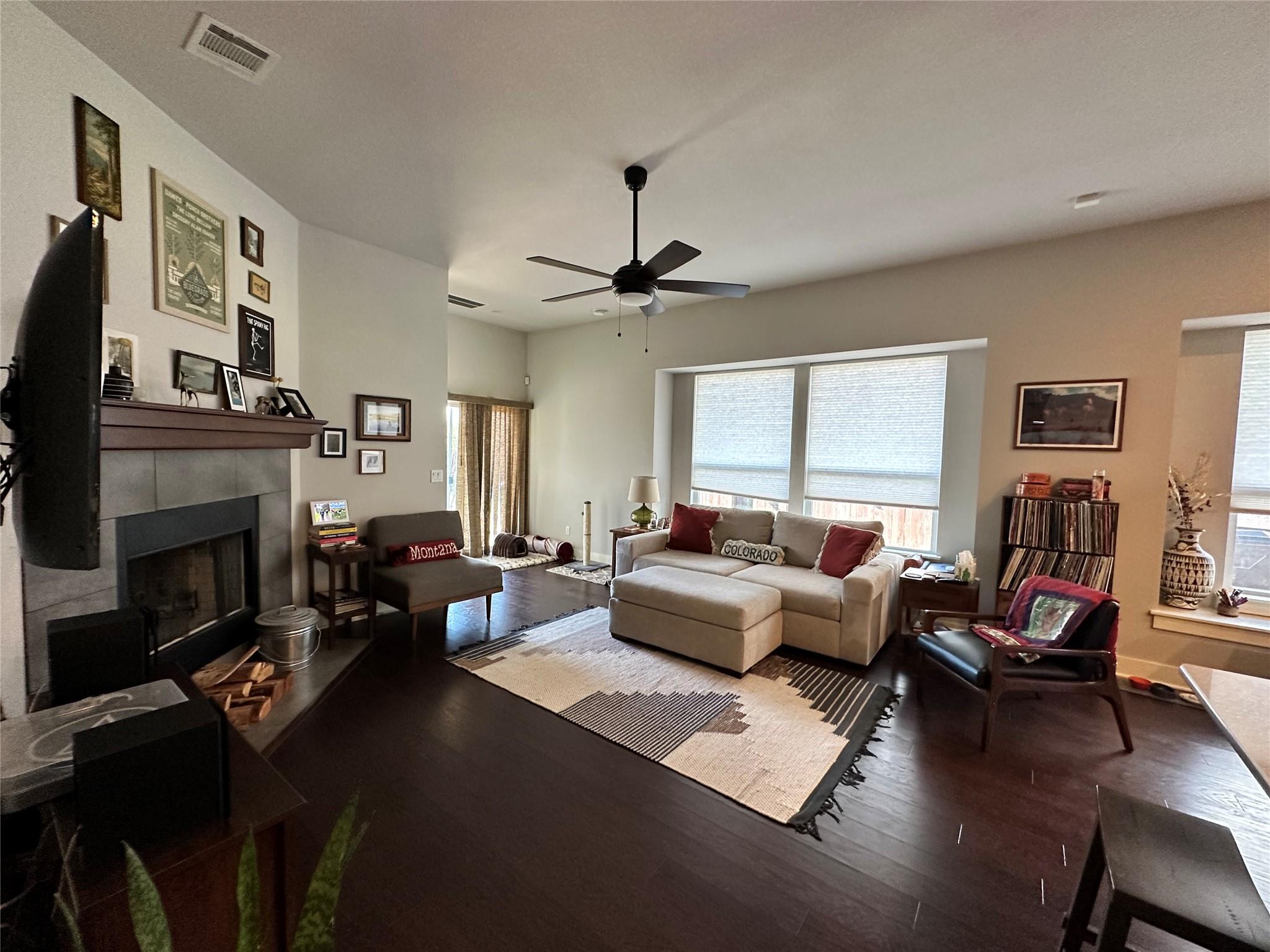 8021 Izetta Ln, Austin, TX 78744