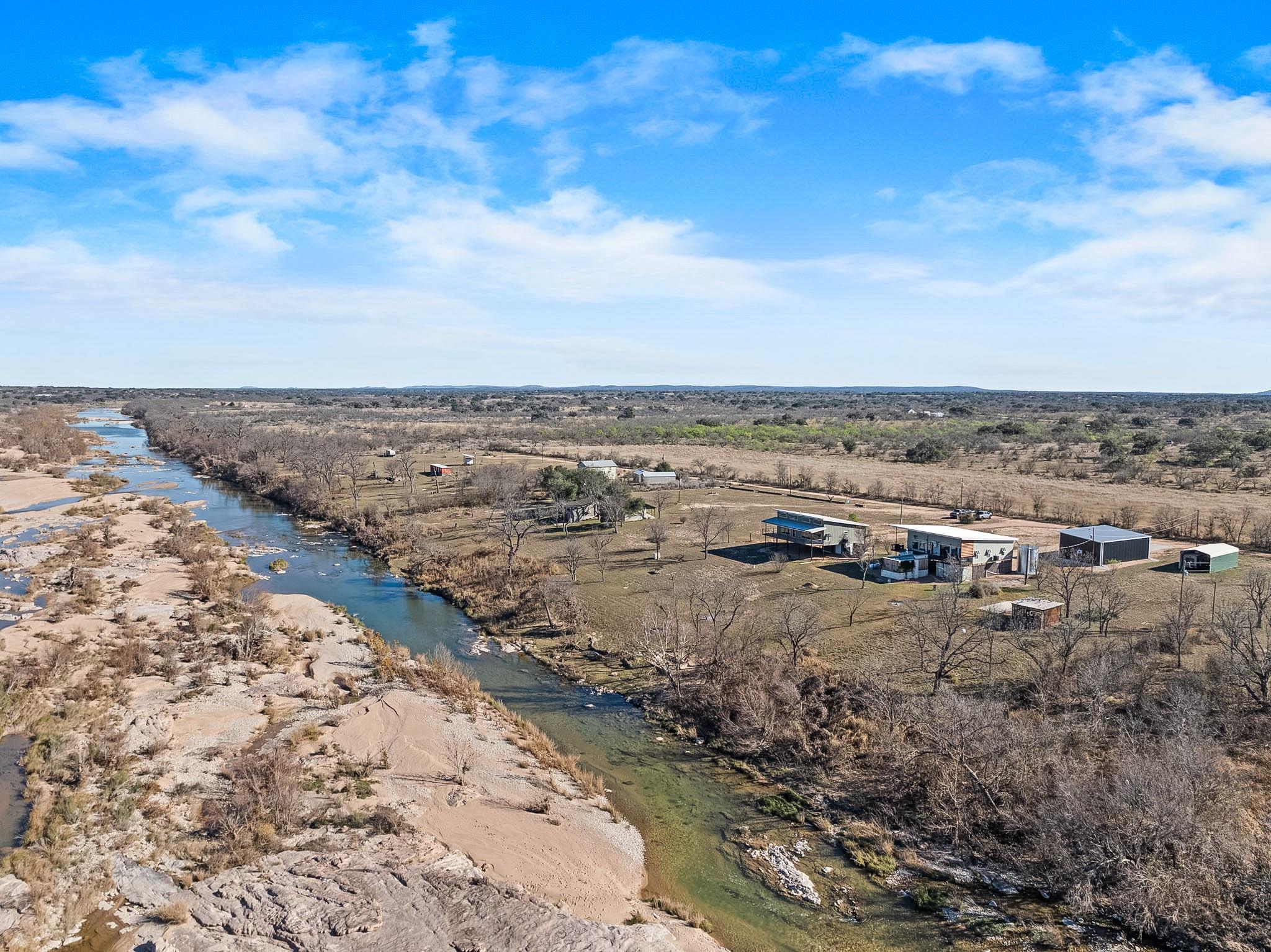 247 Diamond Cross Dr, Llano, TX 78643