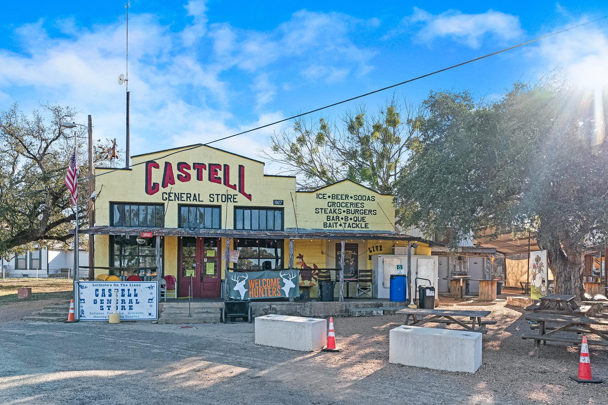 247 Diamond Cross Dr, Llano, TX 78643