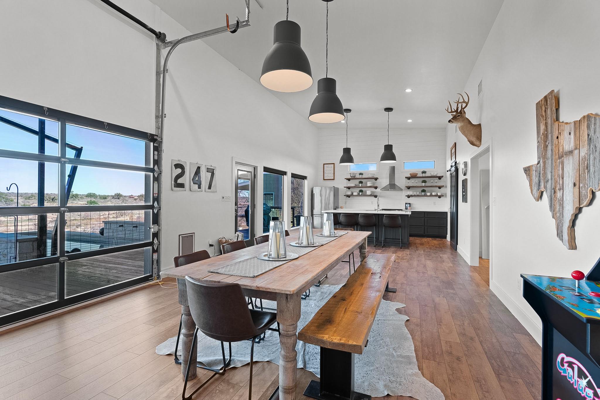 247 Diamond Cross Dr, Llano, TX 78643