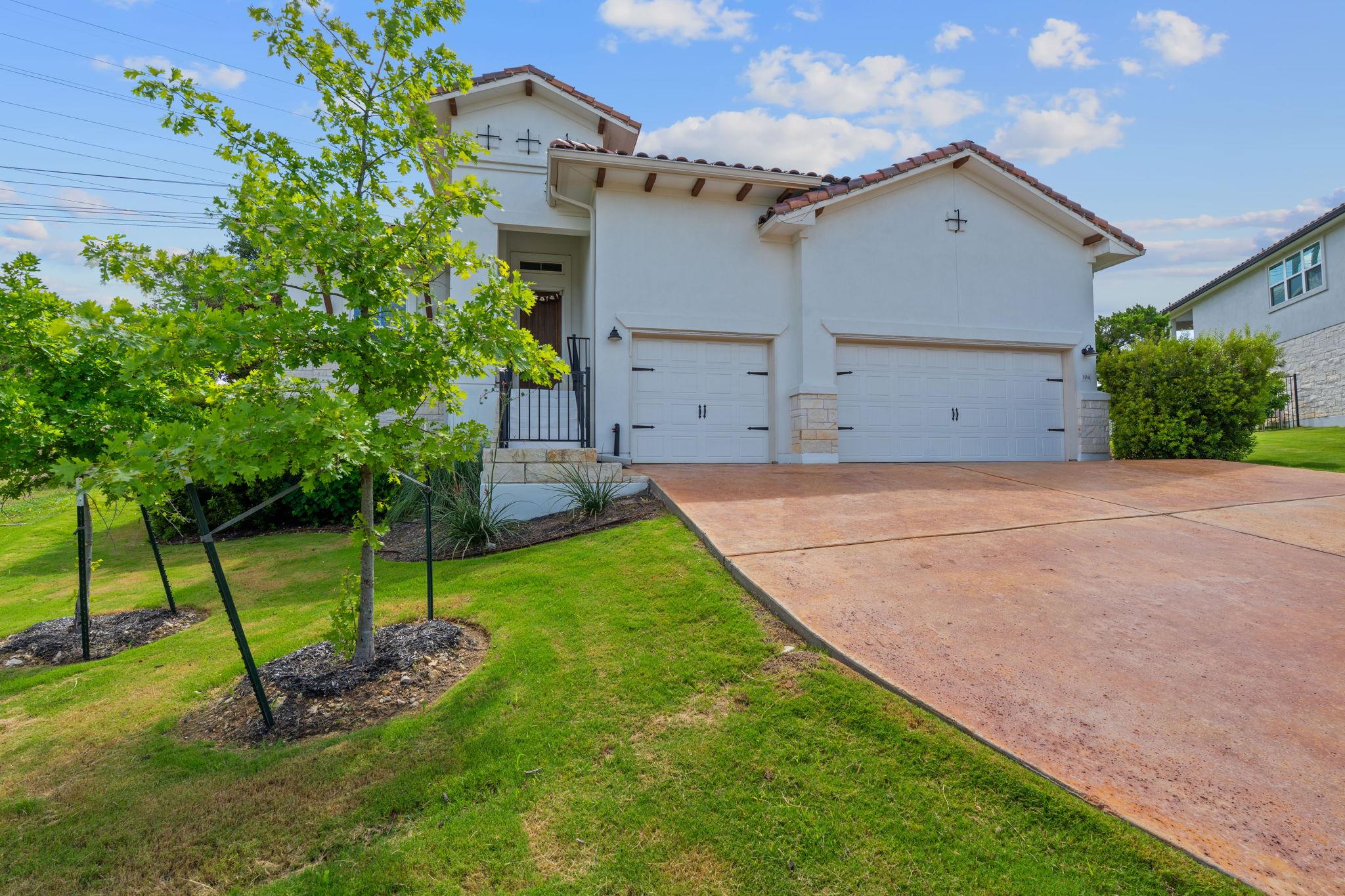 104 Majestic Arroyo Way, Lakeway, TX 78738