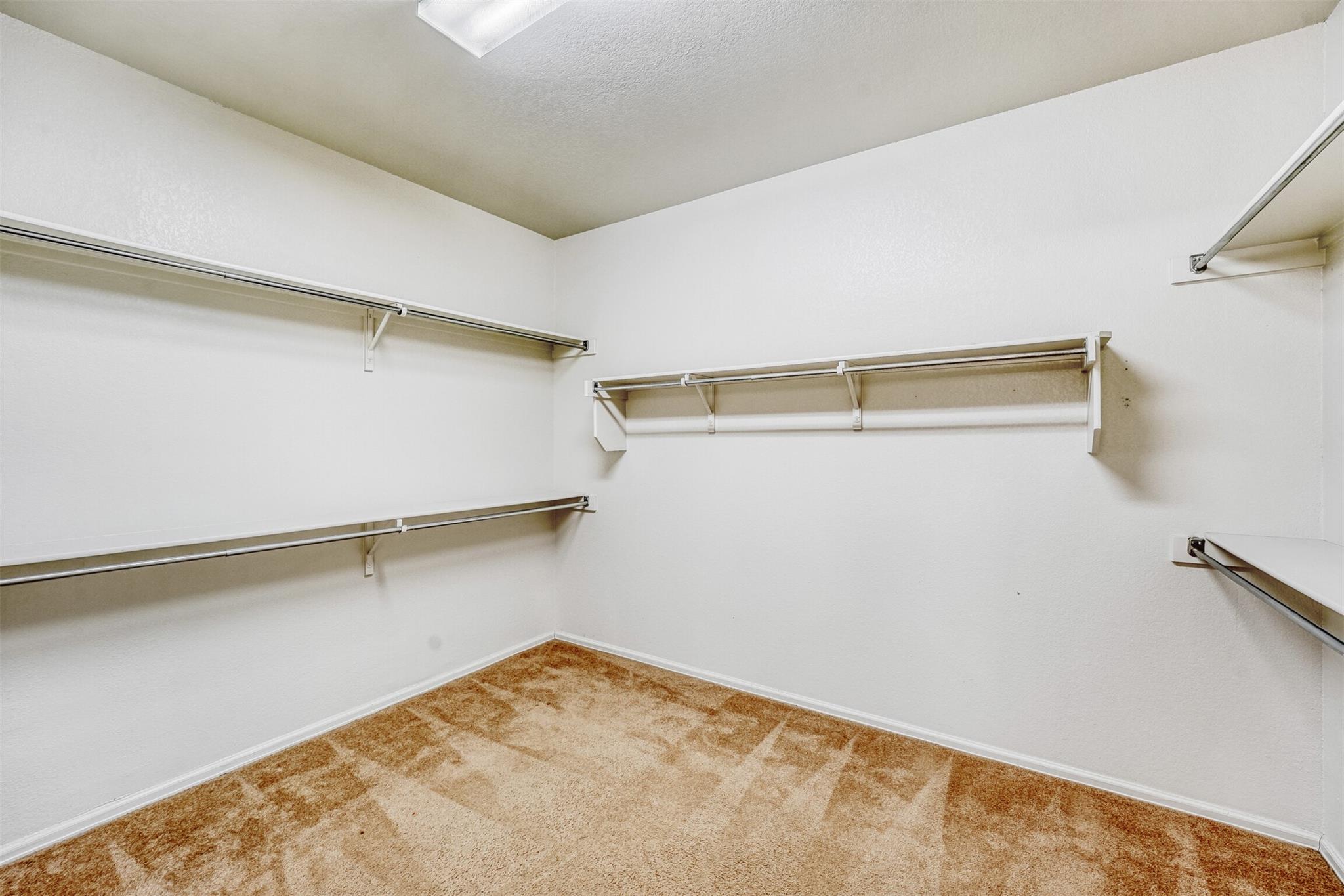 148 Hoot Owl Ln N, Leander, TX 78641