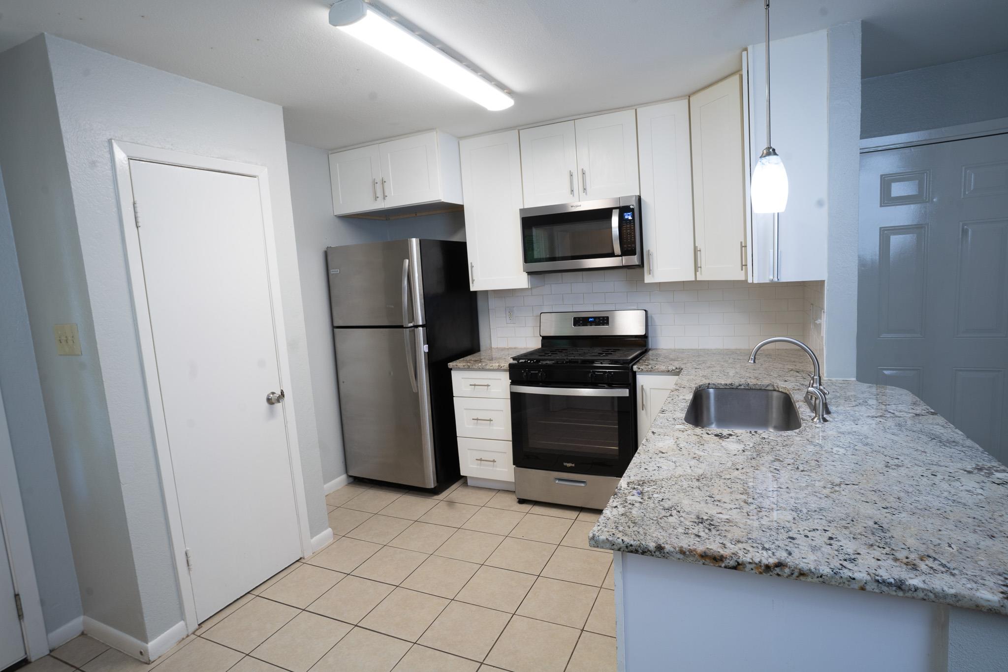 9703 Roxanna Dr # B, Austin, TX 78748