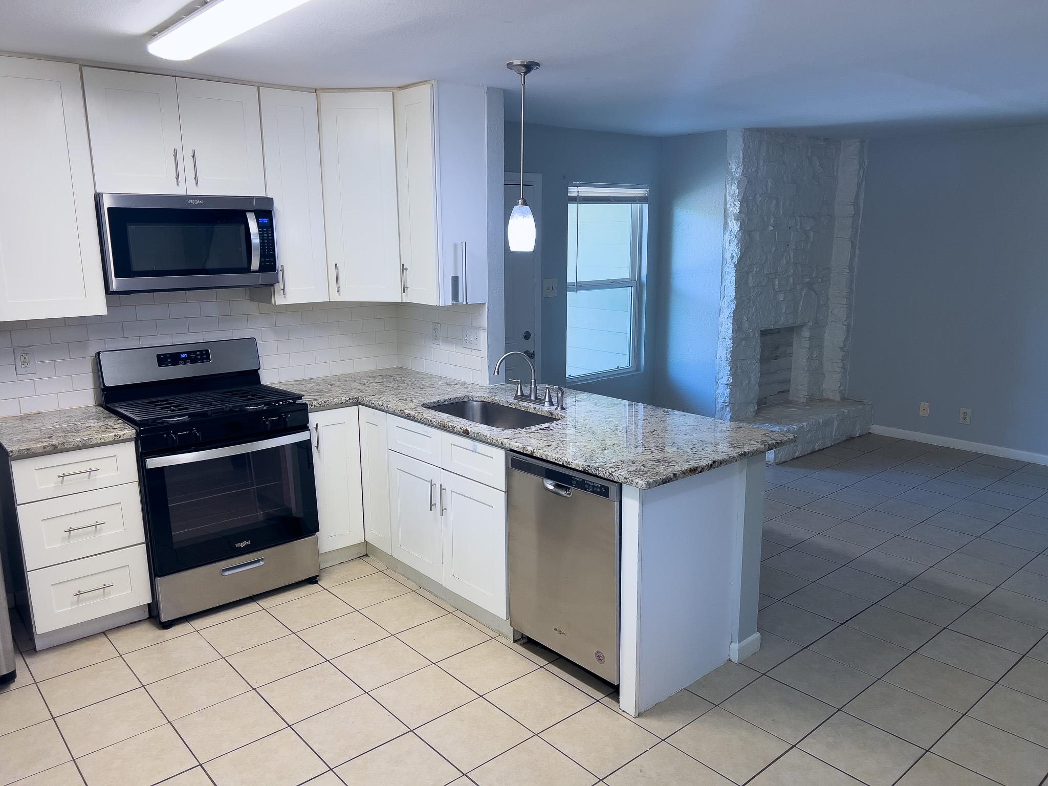 9703 Roxanna Dr # B, Austin, TX 78748