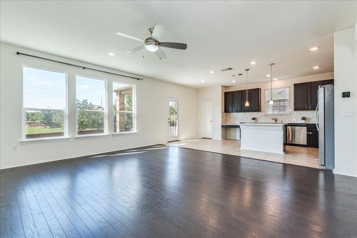 815 Sandhill Branch Dr, Austin, TX 78748