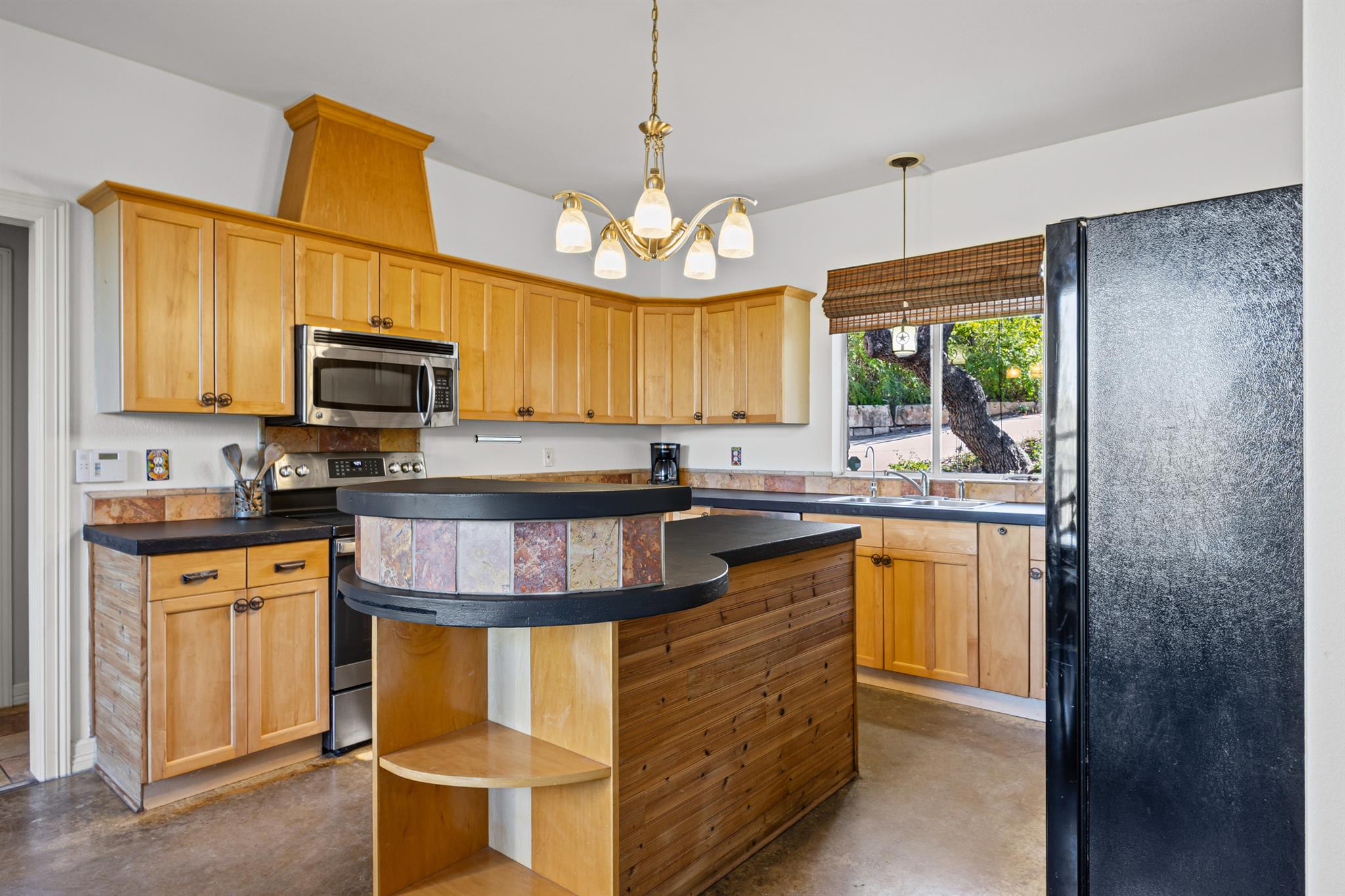 1608 Susan Dr, Austin, TX 78734