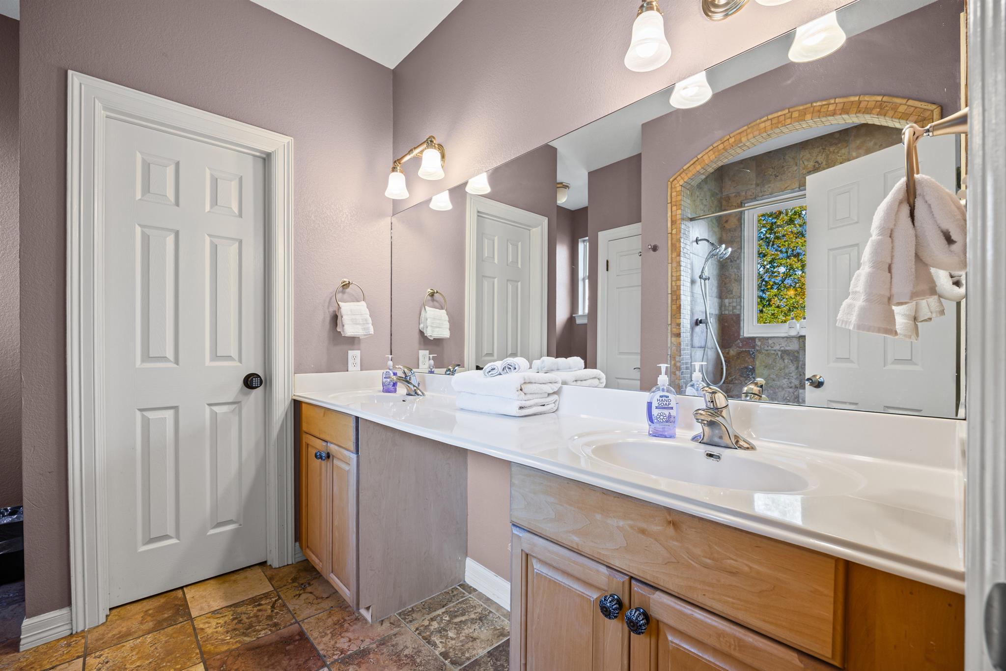 1608 Susan Dr, Austin, TX 78734