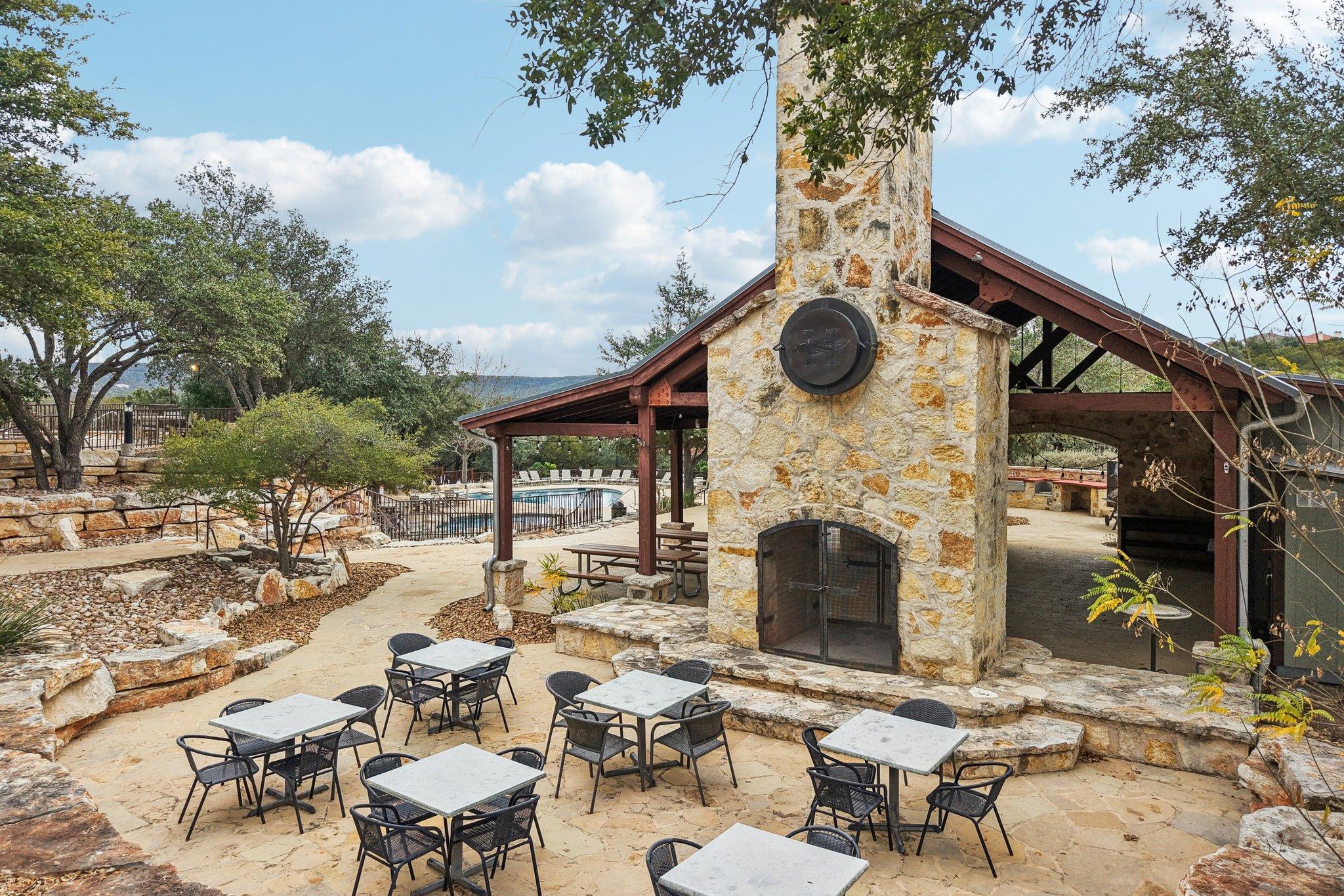 6921 Starboard Cv, Jonestown, TX 78645