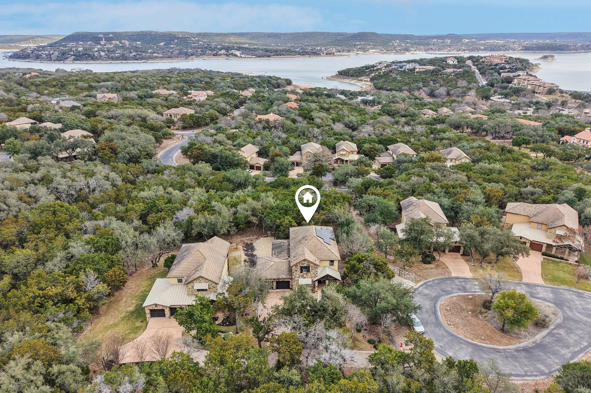 6921 Starboard Cv, Jonestown, TX 78645