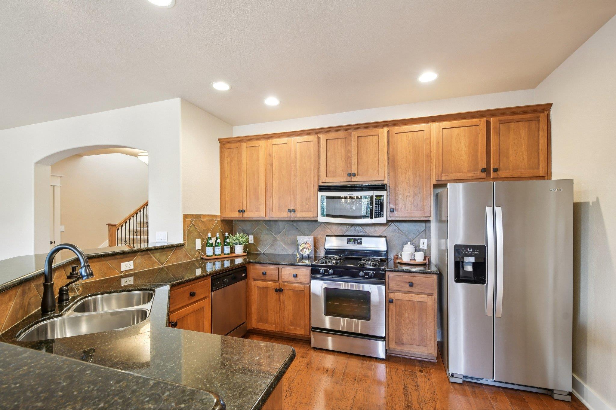 6921 Starboard Cv, Jonestown, TX 78645