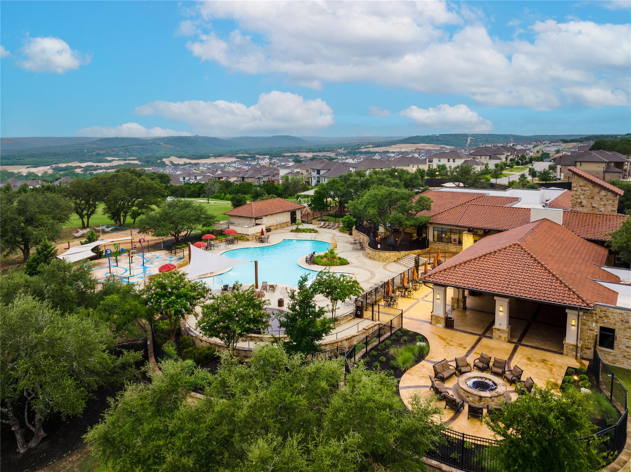 2217 Sondrio Bnd, Leander, TX 78641