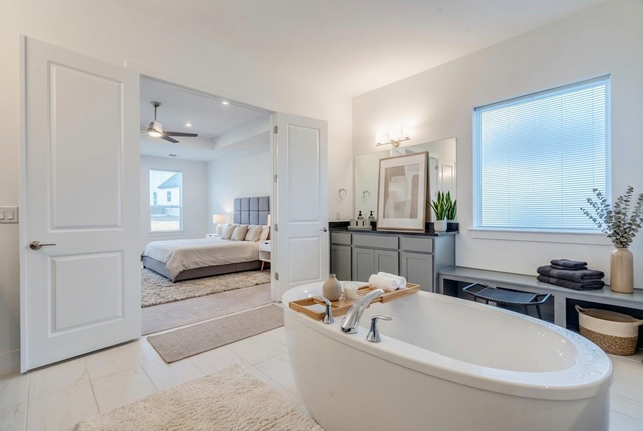 2217 Sondrio Bnd, Leander, TX 78641