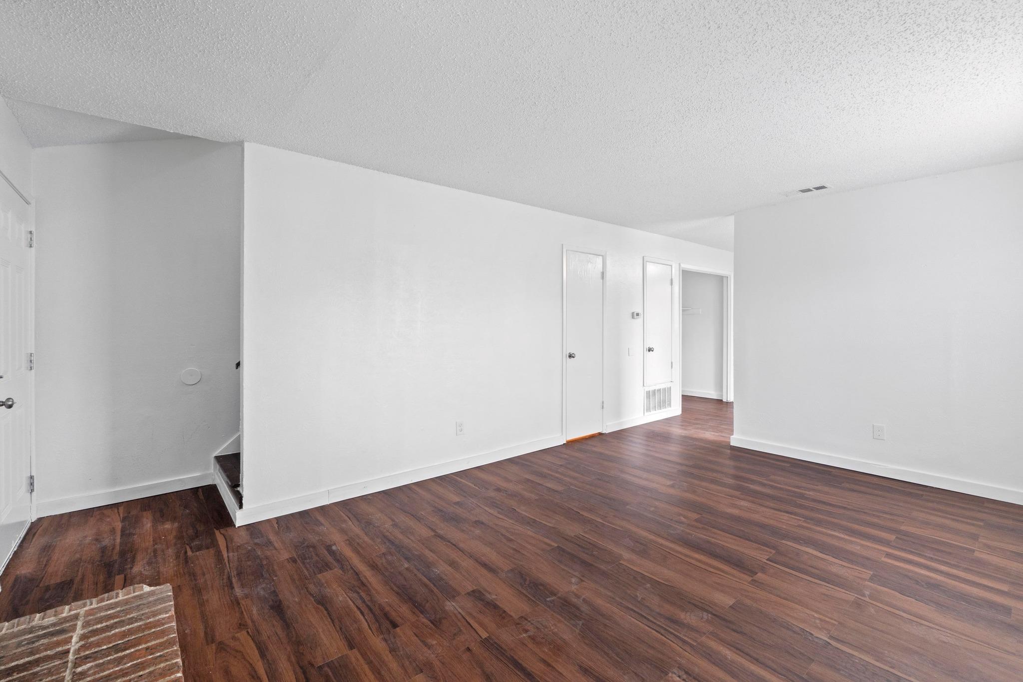 6913 Wentworth Dr, Austin, TX 78724