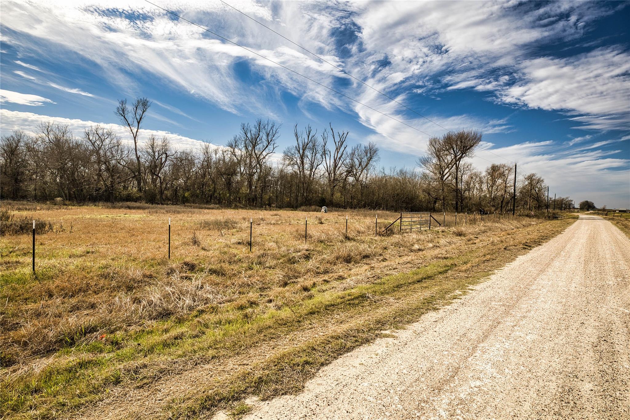 350 County Road 319, Rosebud, TX 76570
