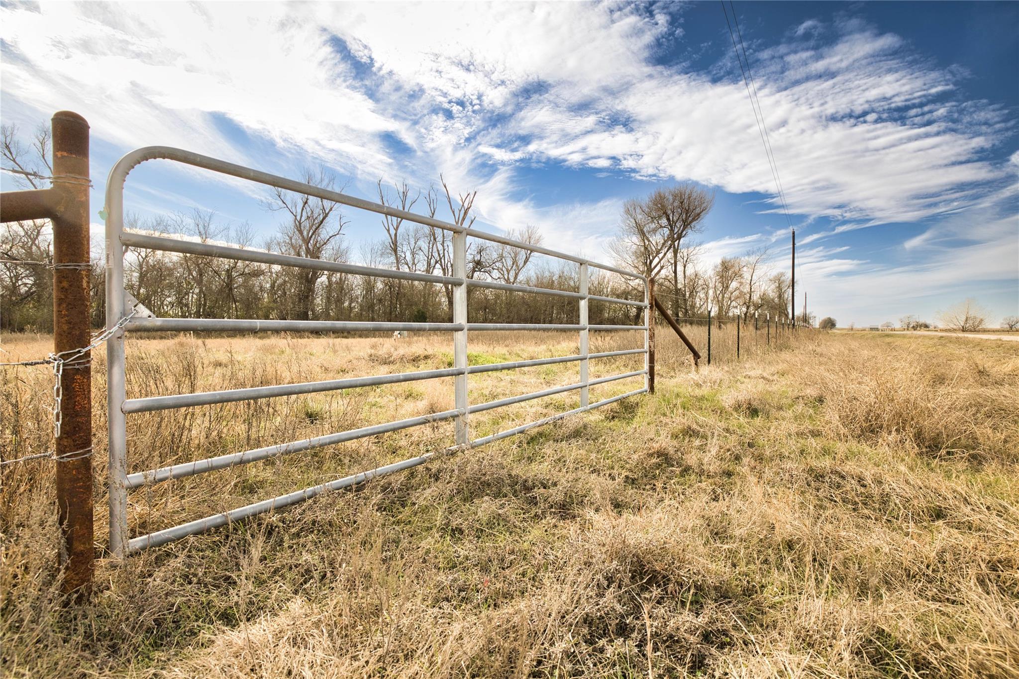 350 County Road 319, Rosebud, TX 76570