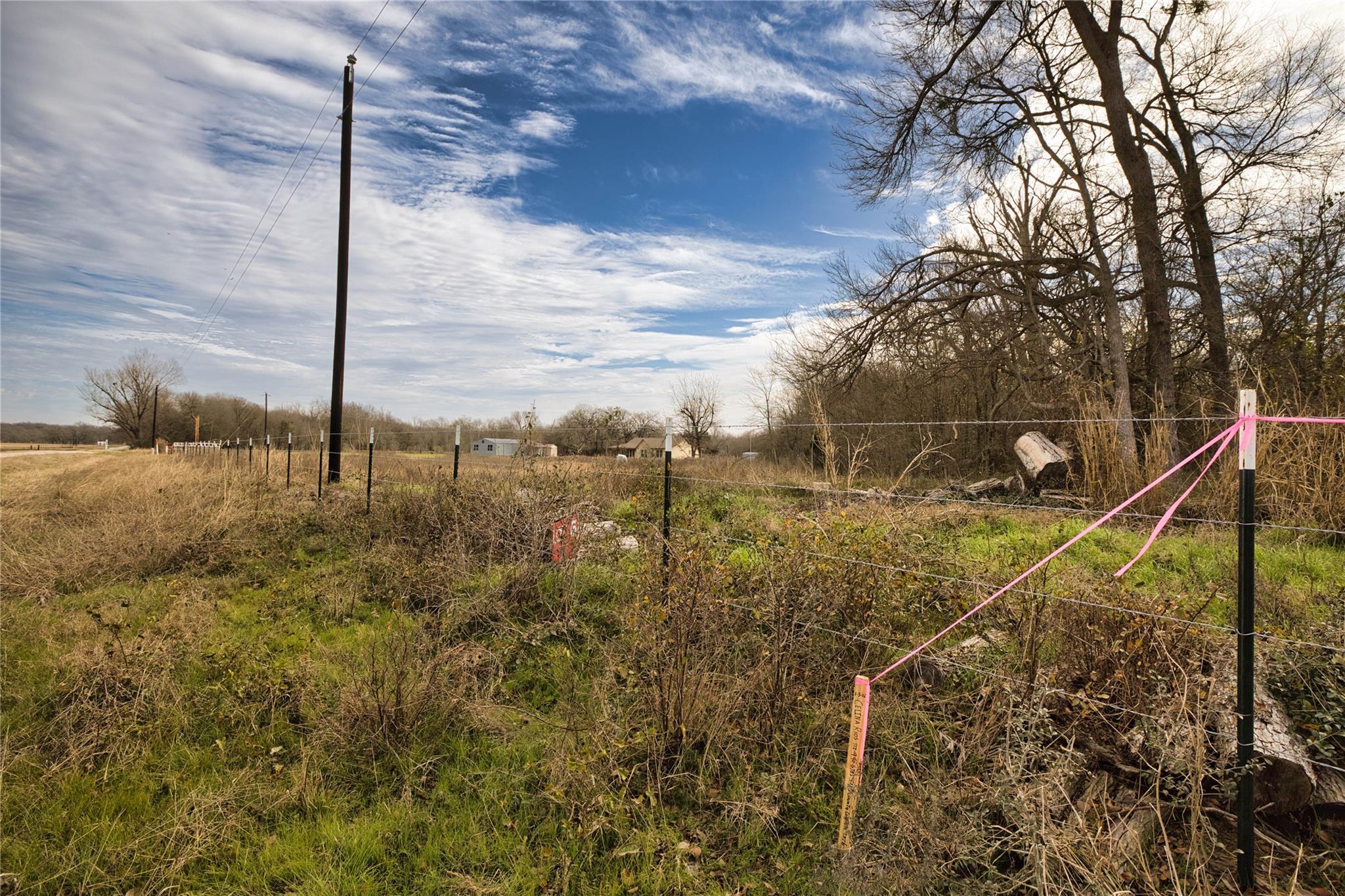 350 County Road 319, Rosebud, TX 76570