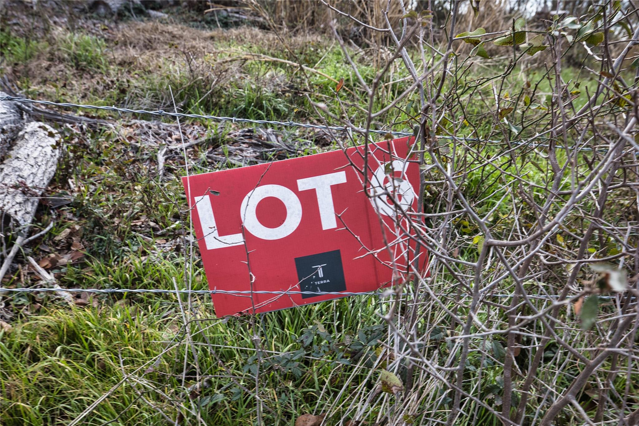 350 County Road 319, Rosebud, TX 76570