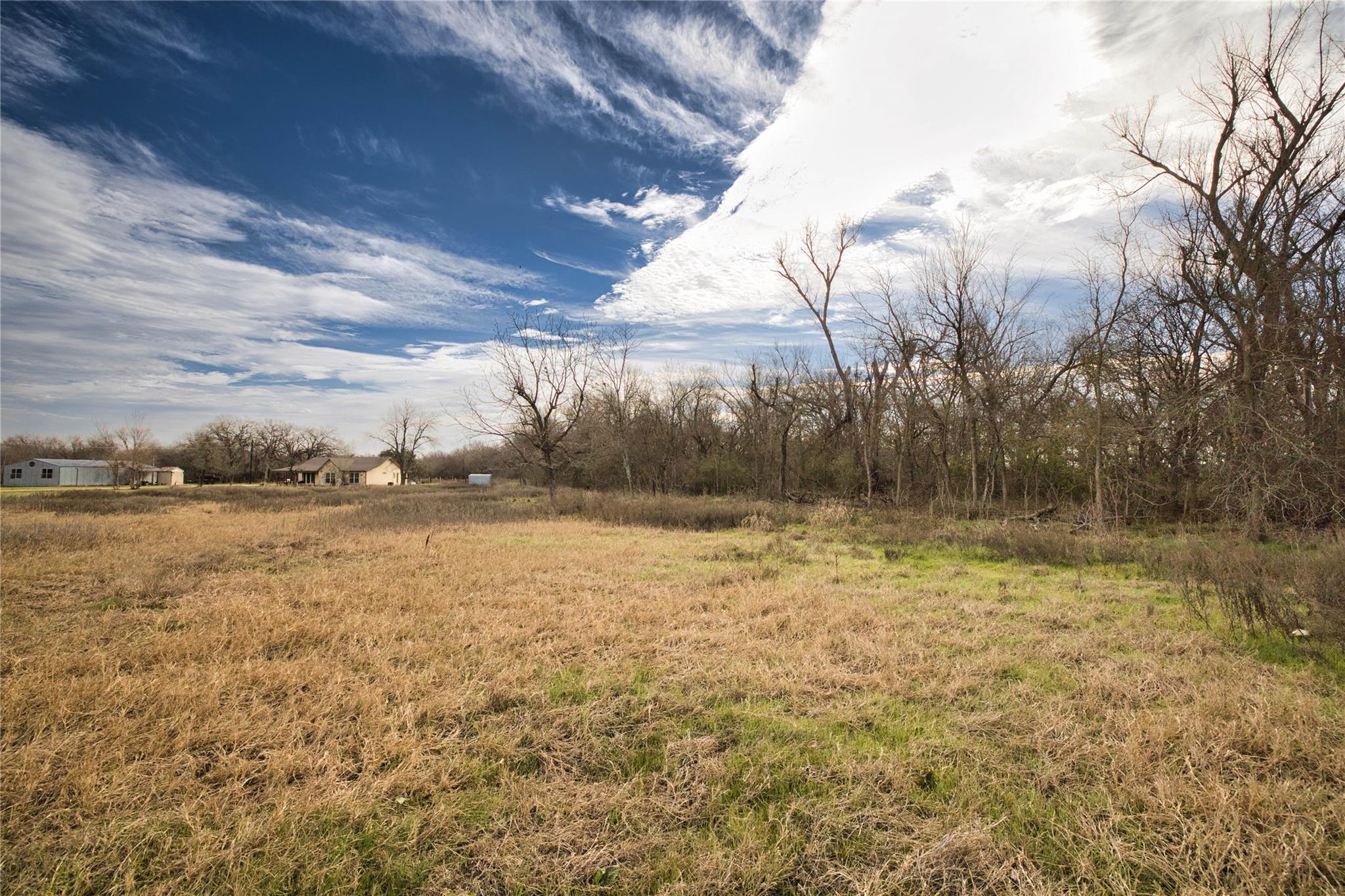 350 County Road 319, Rosebud, TX 76570