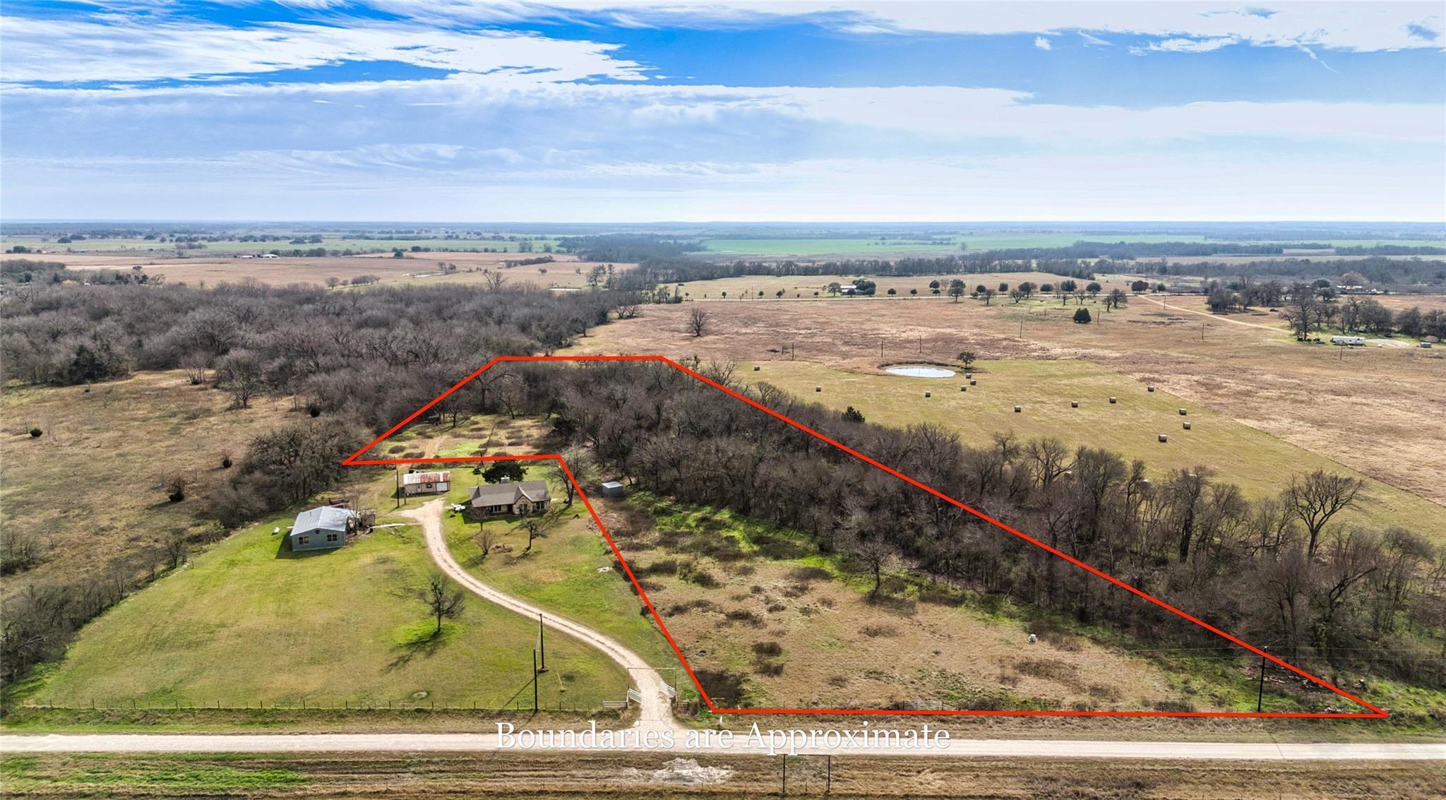 350 County Road 319, Rosebud, TX 76570