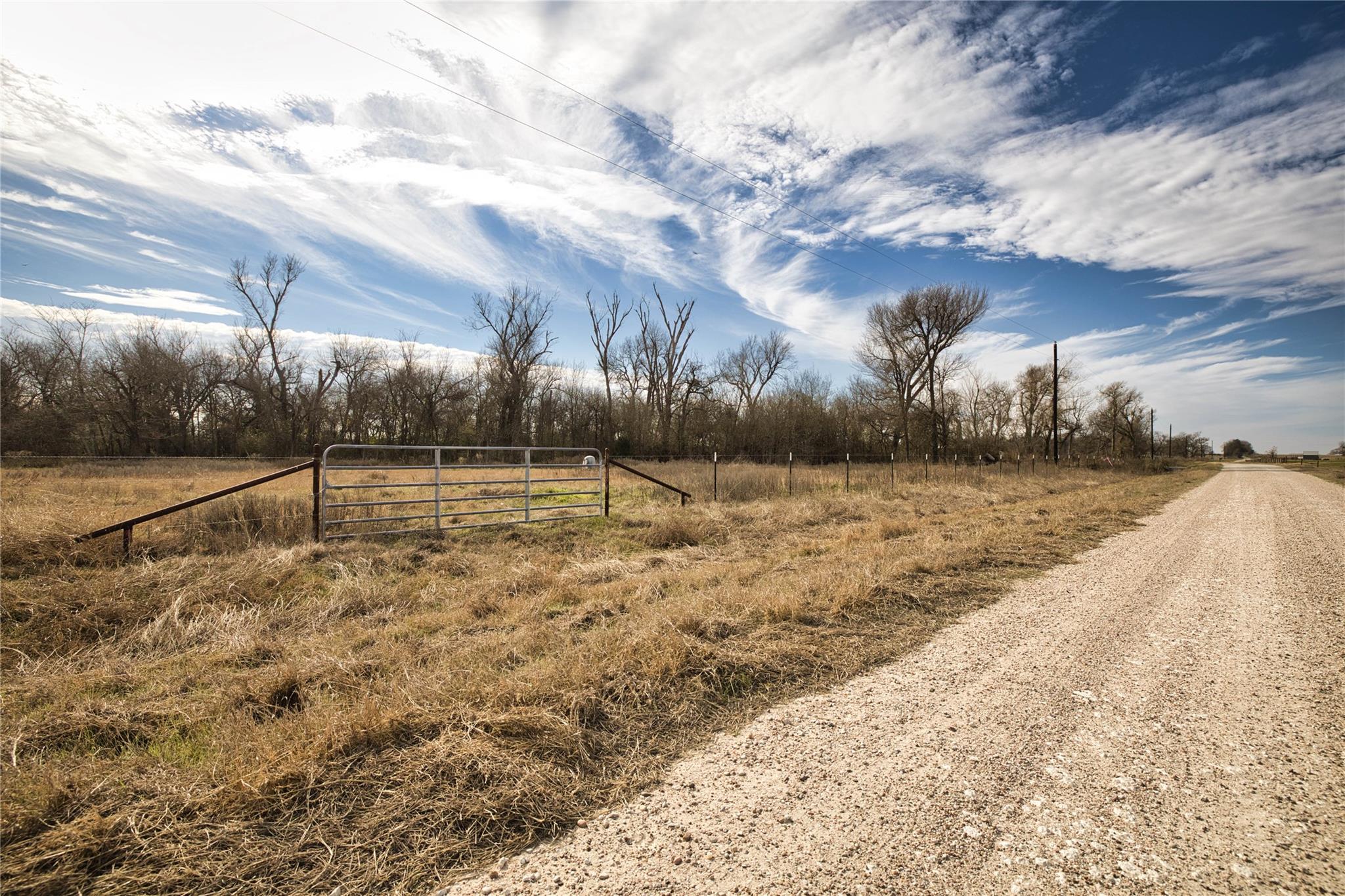 350 County Road 319, Rosebud, TX 76570