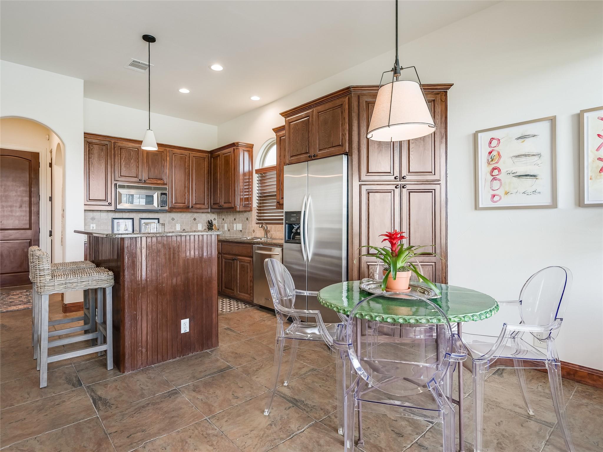 17545 E Reed Parks Rd # 5, Jonestown, TX 78645