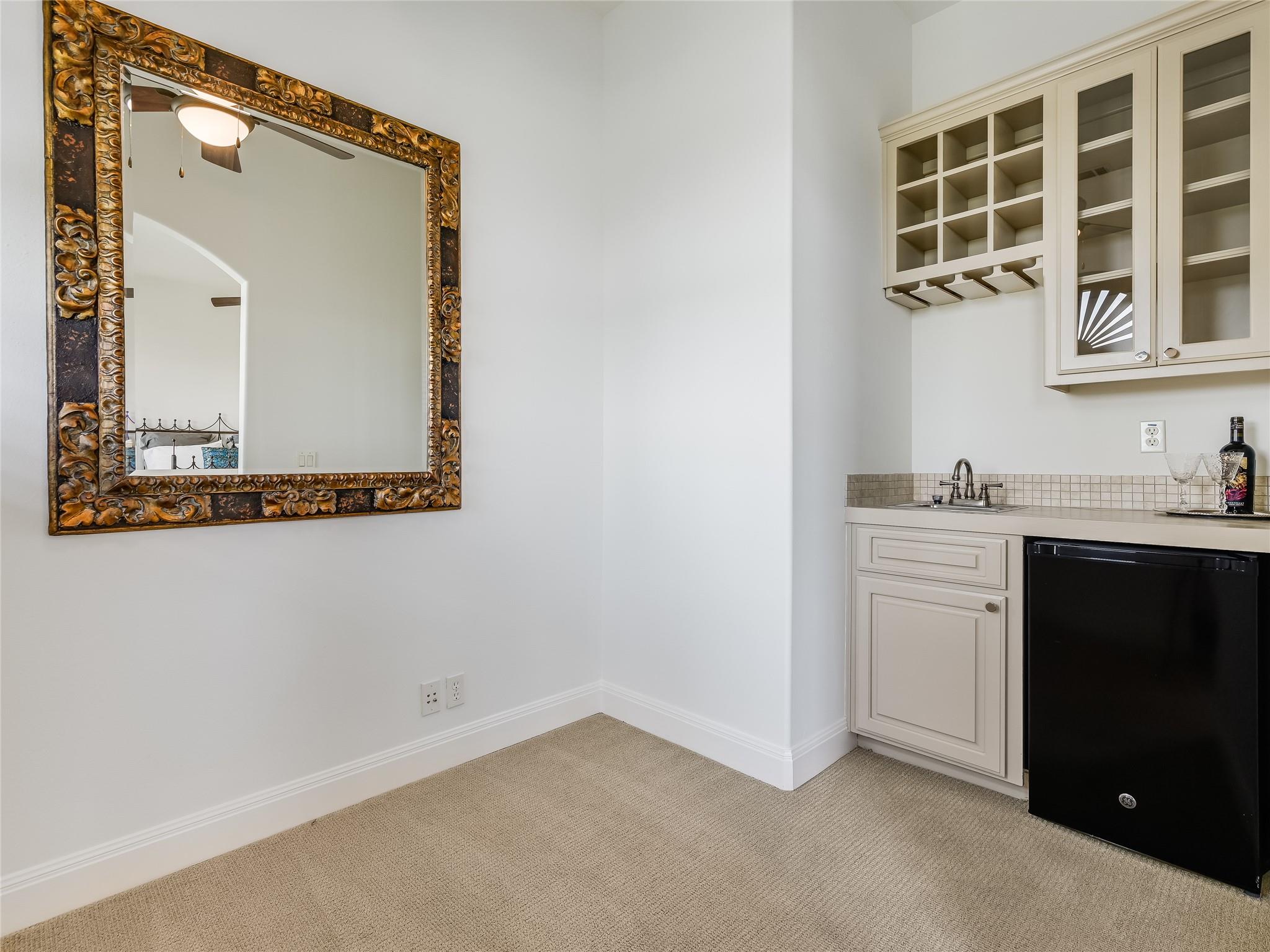 17545 E Reed Parks Rd # 5, Jonestown, TX 78645