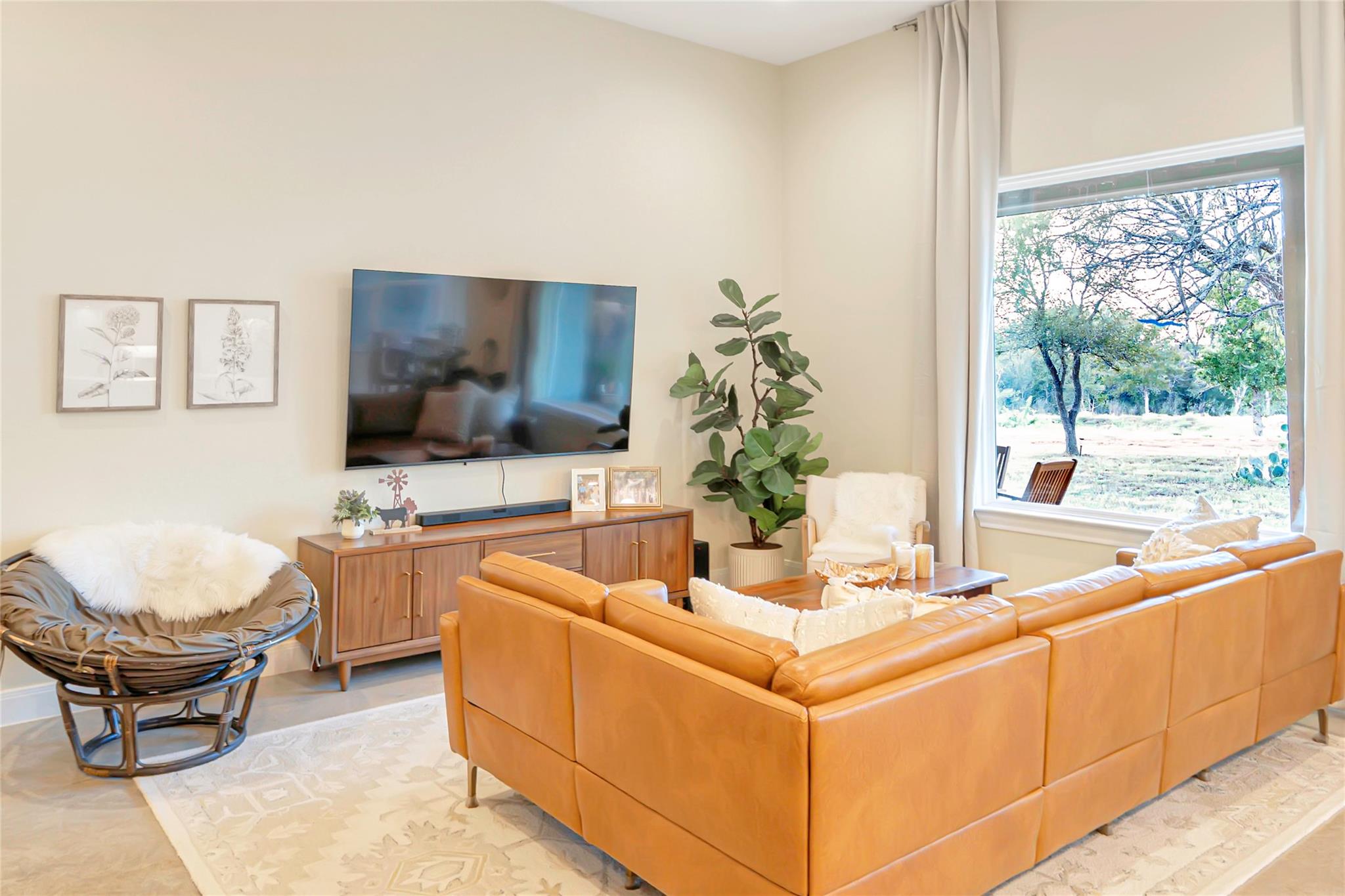 1000 Oil Field Rd, Lockhart, TX 78644