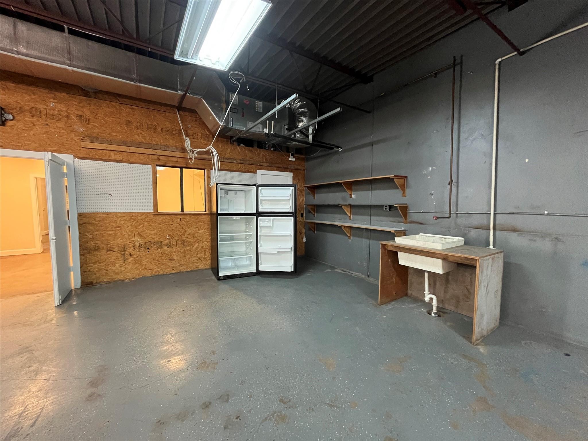 513 Thompson Ln, Austin, TX 78742