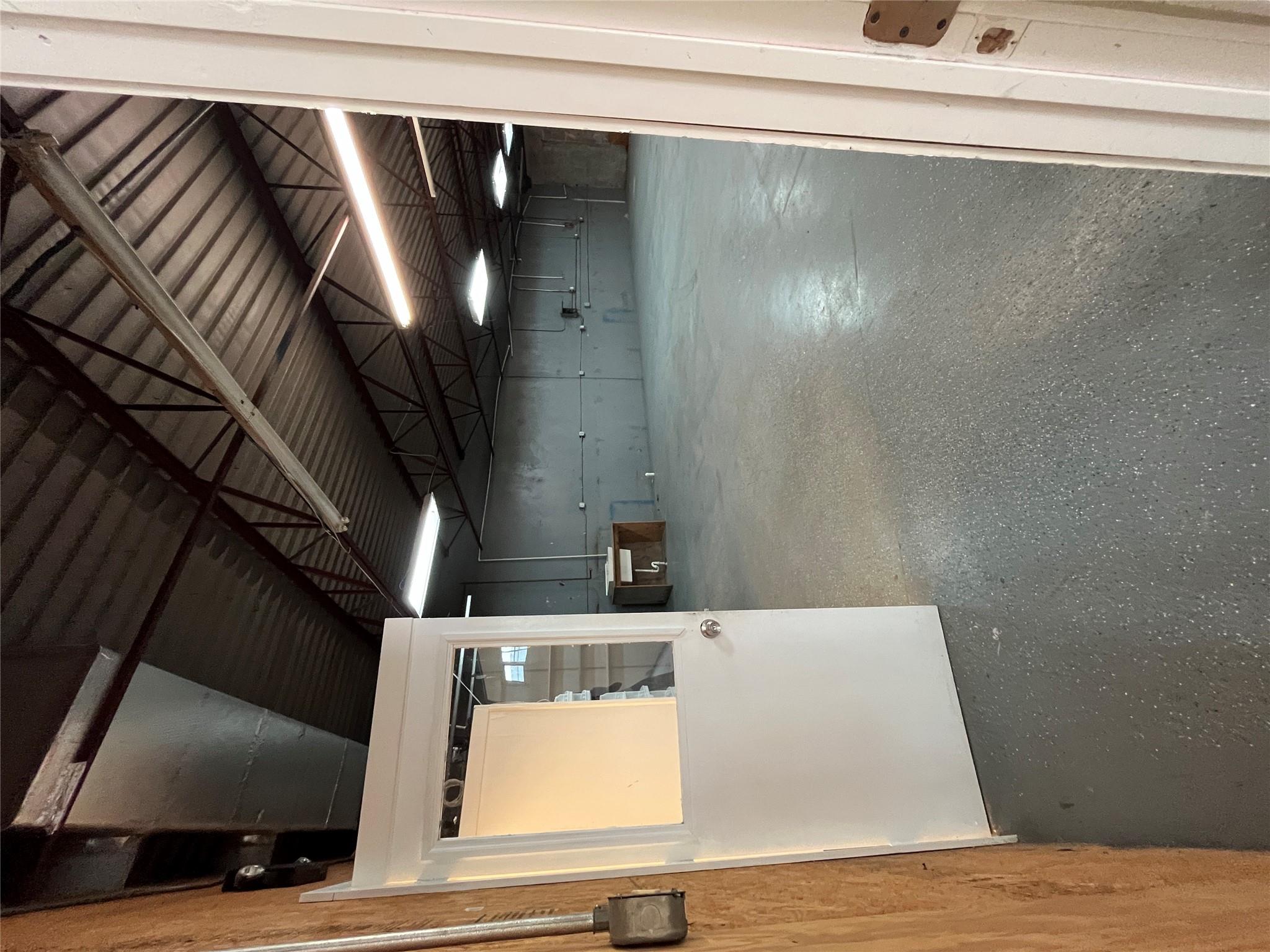 513 Thompson Ln, Austin, TX 78742