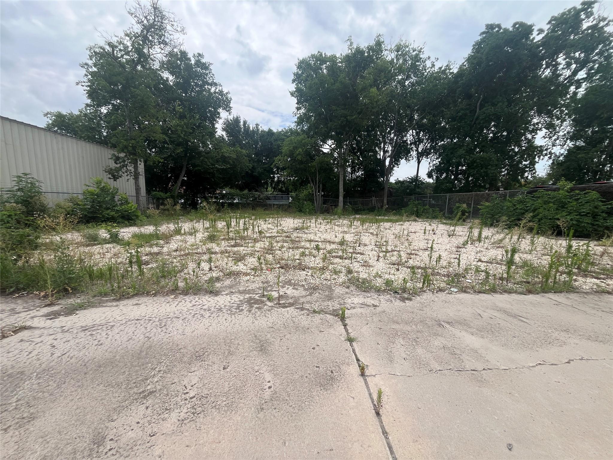 513 Thompson Ln, Austin, TX 78742