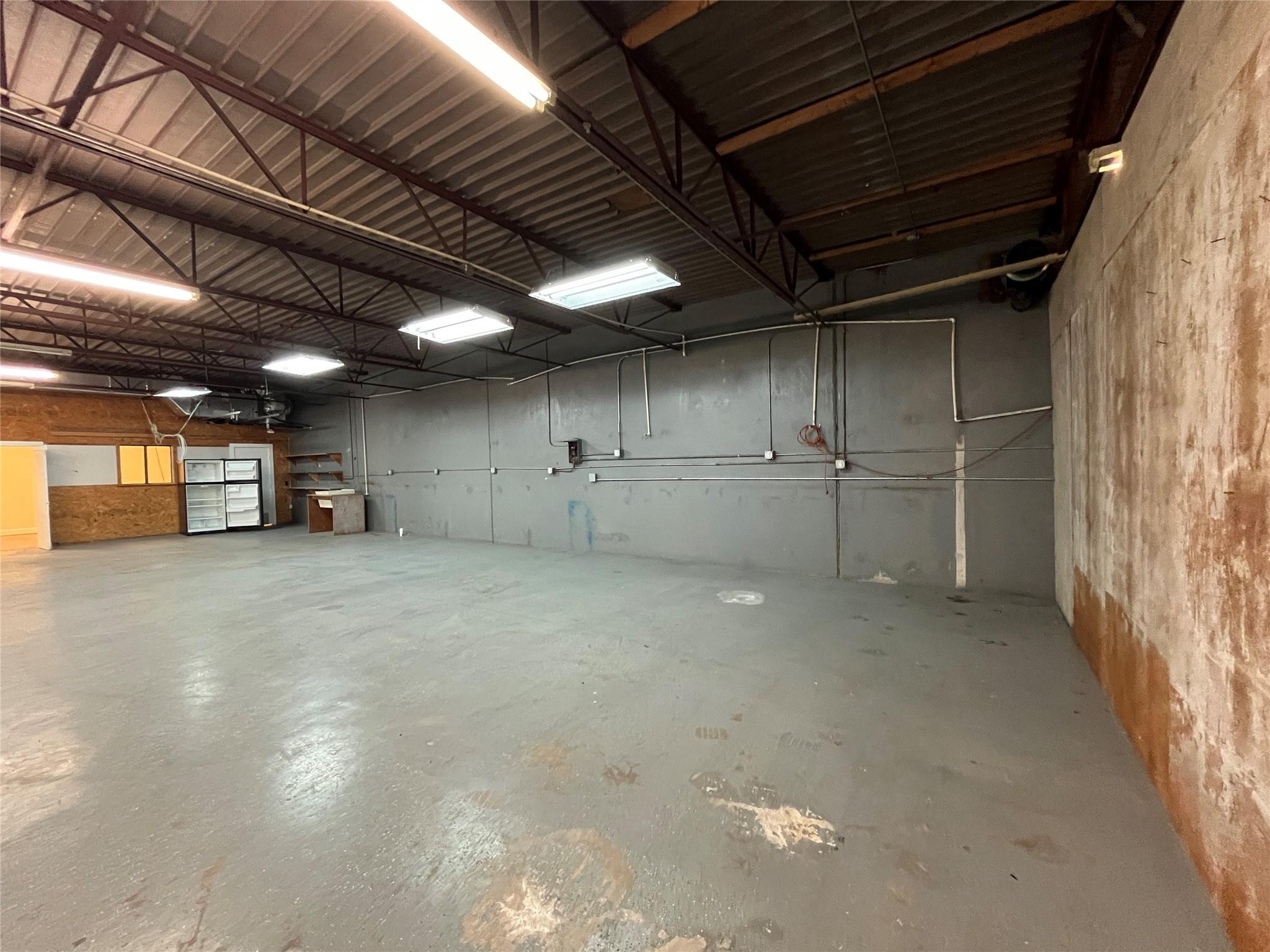 513 Thompson Ln, Austin, TX 78742