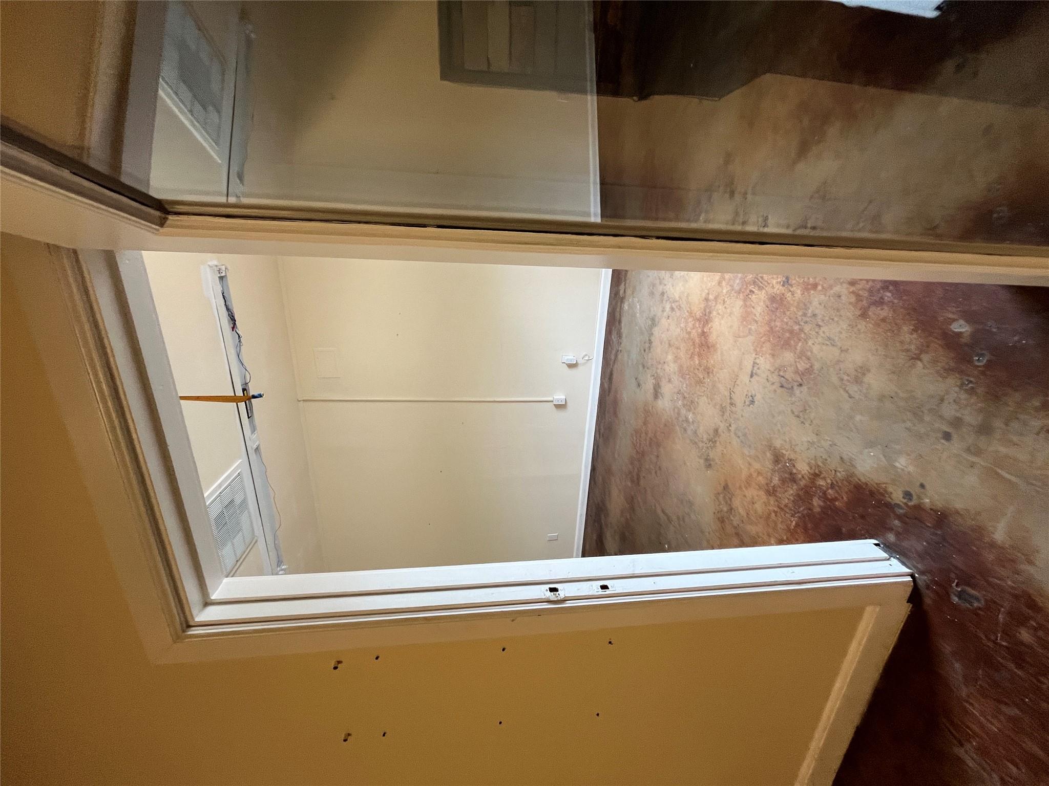 513 Thompson Ln, Austin, TX 78742