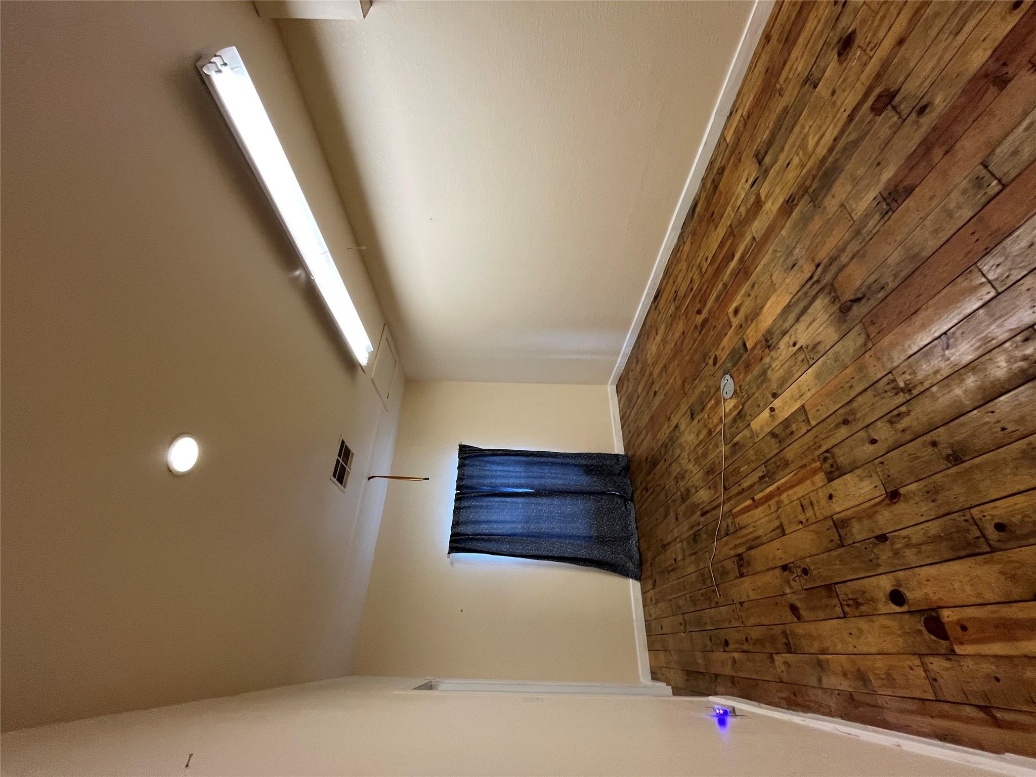 513 Thompson Ln, Austin, TX 78742