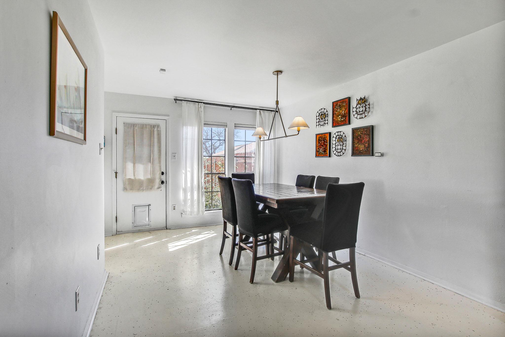 8925 North Plz # 69, Austin, TX 78753