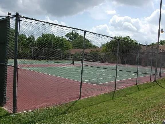 8925 North Plz # 69, Austin, TX 78753