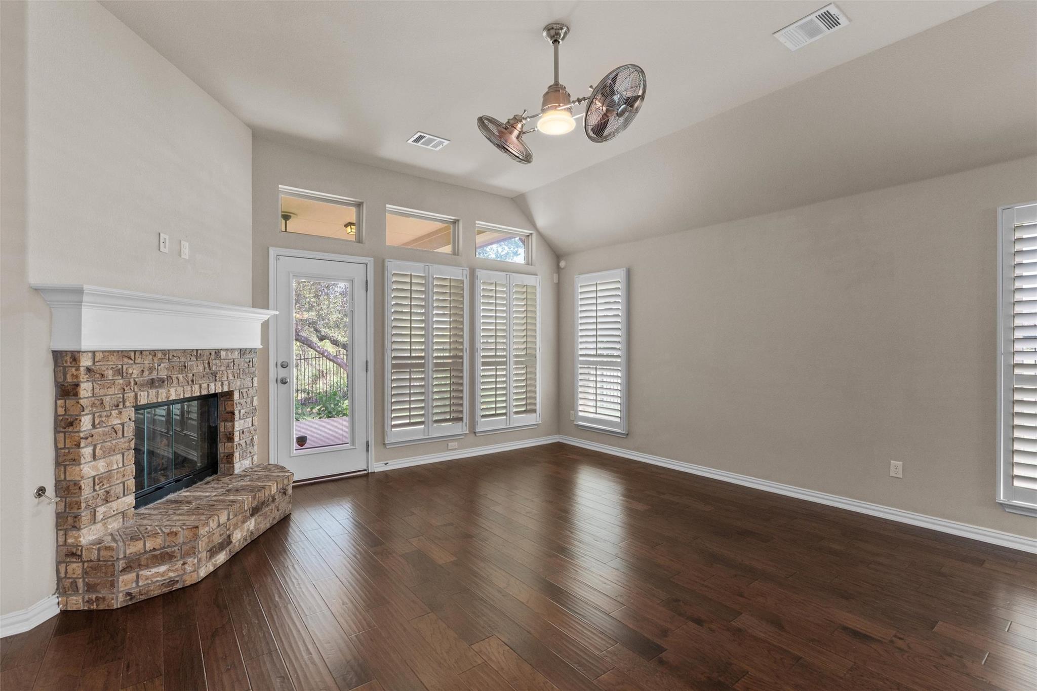 7901 Arbor Knoll Ct, Lago Vista, TX 78645