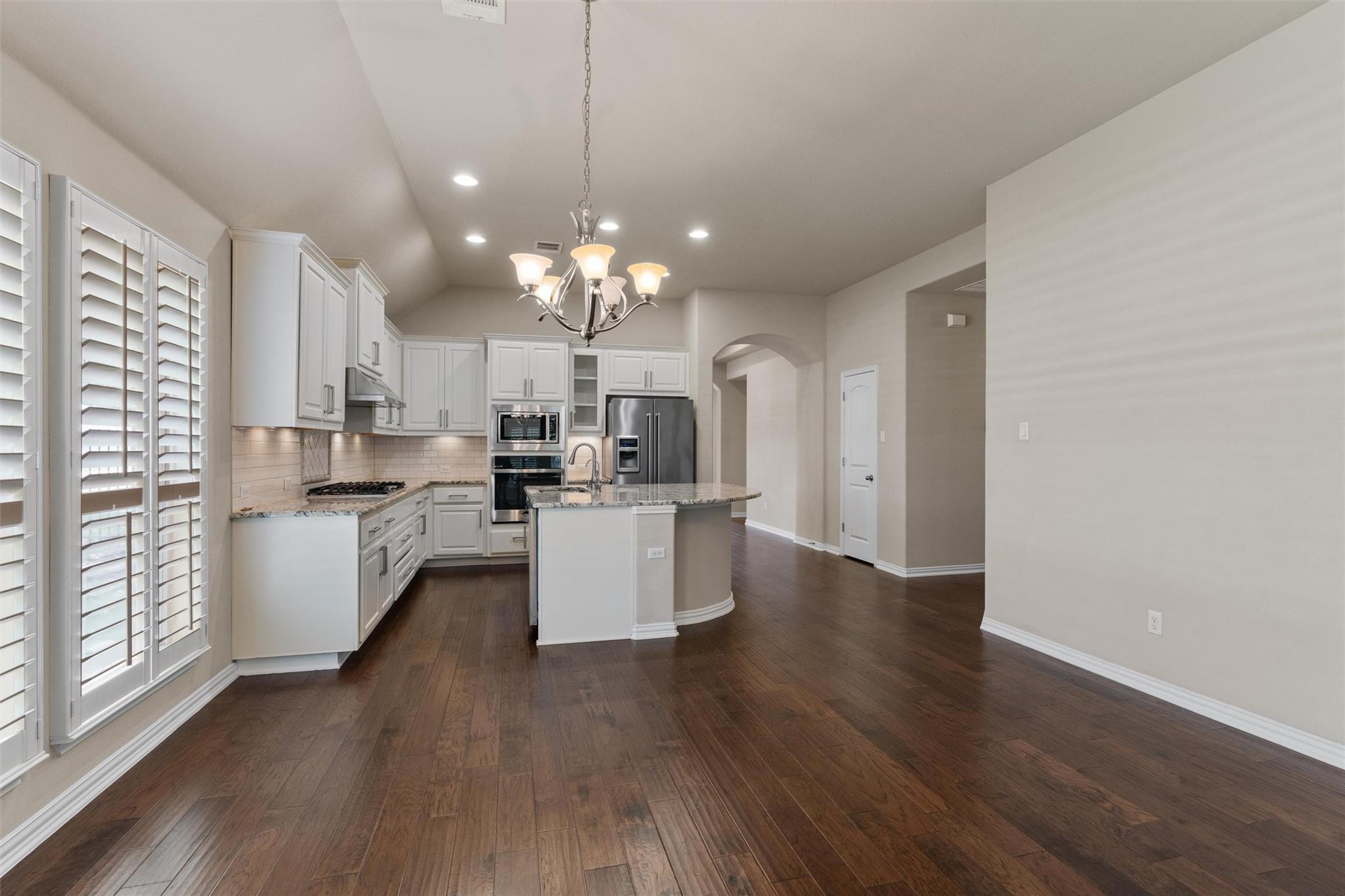 7901 Arbor Knoll Ct, Lago Vista, TX 78645