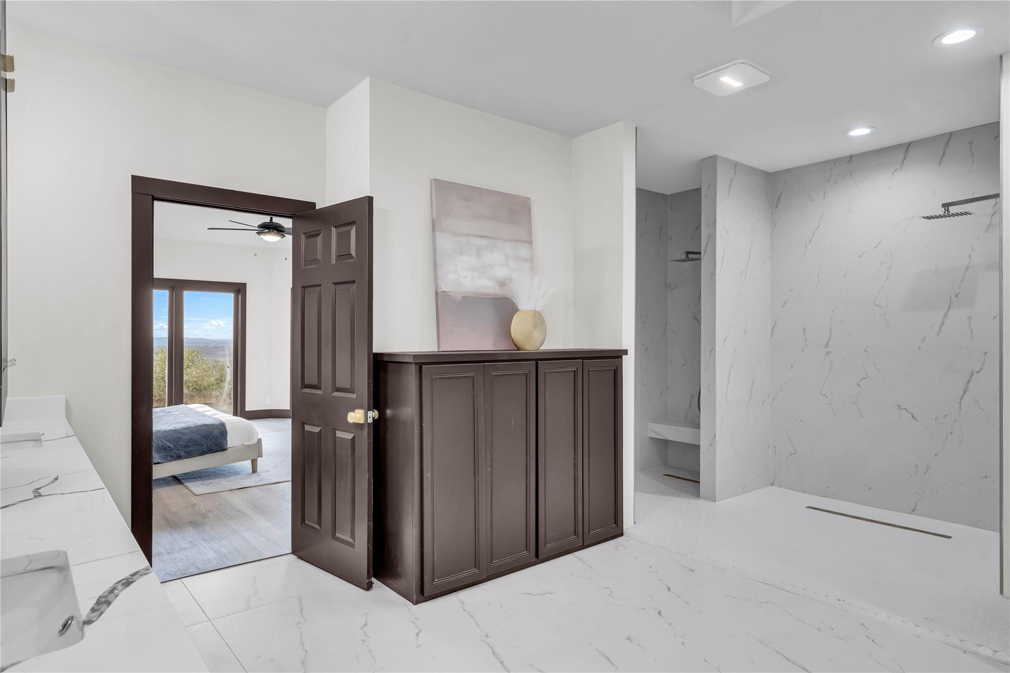 112 Paragon Ct, Lakeway, TX 78734