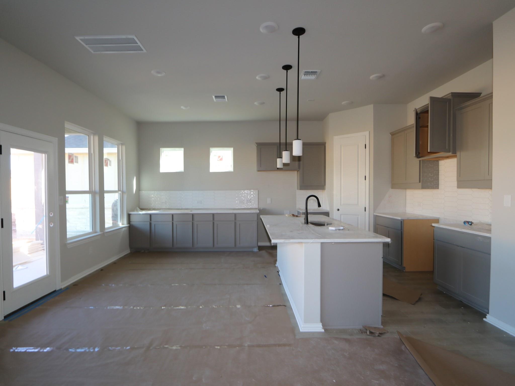 186 Grayson Elm Pass, Dripping Springs, TX 78620