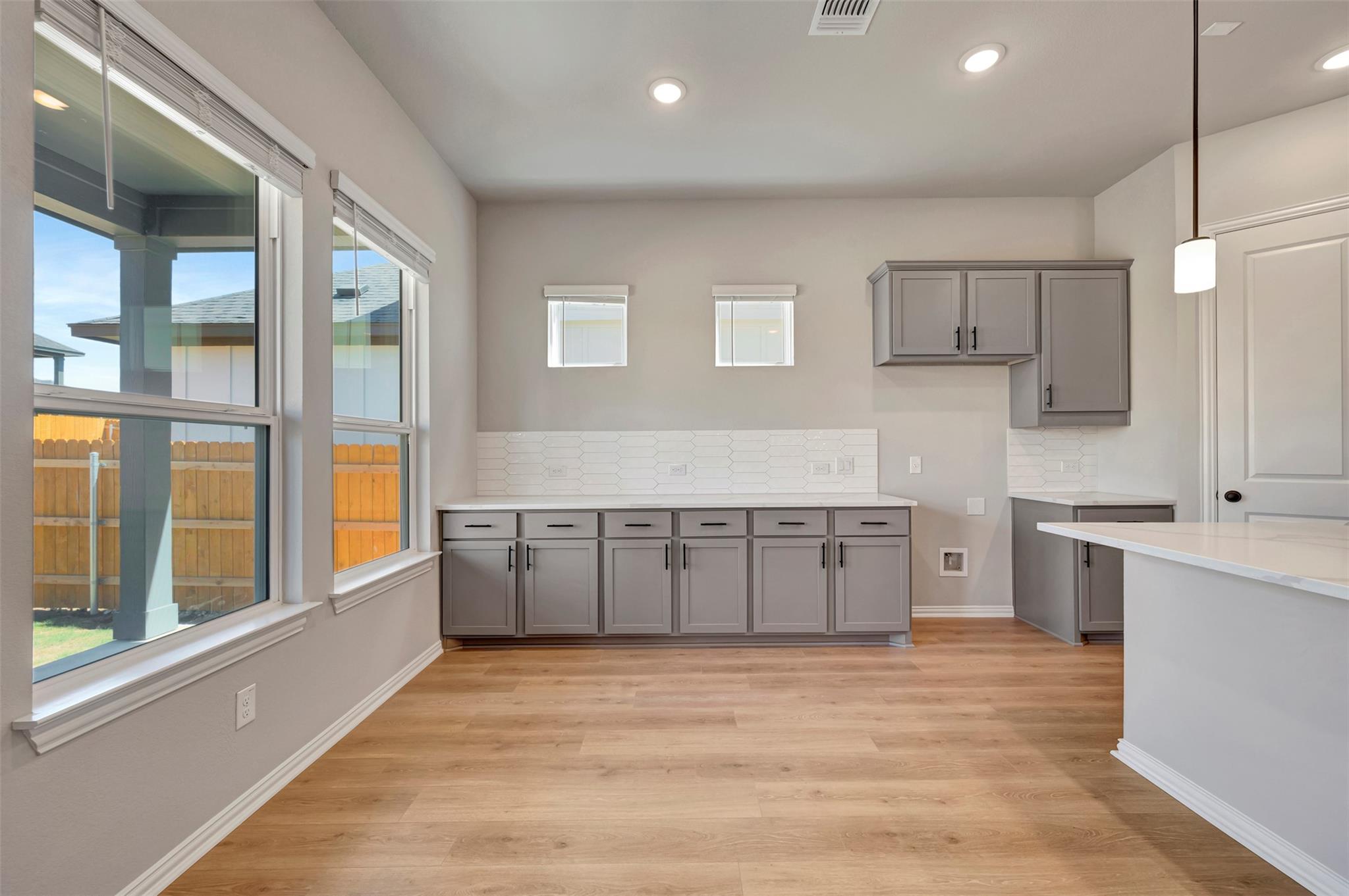 186 Grayson Elm Pass, Dripping Springs, TX 78620