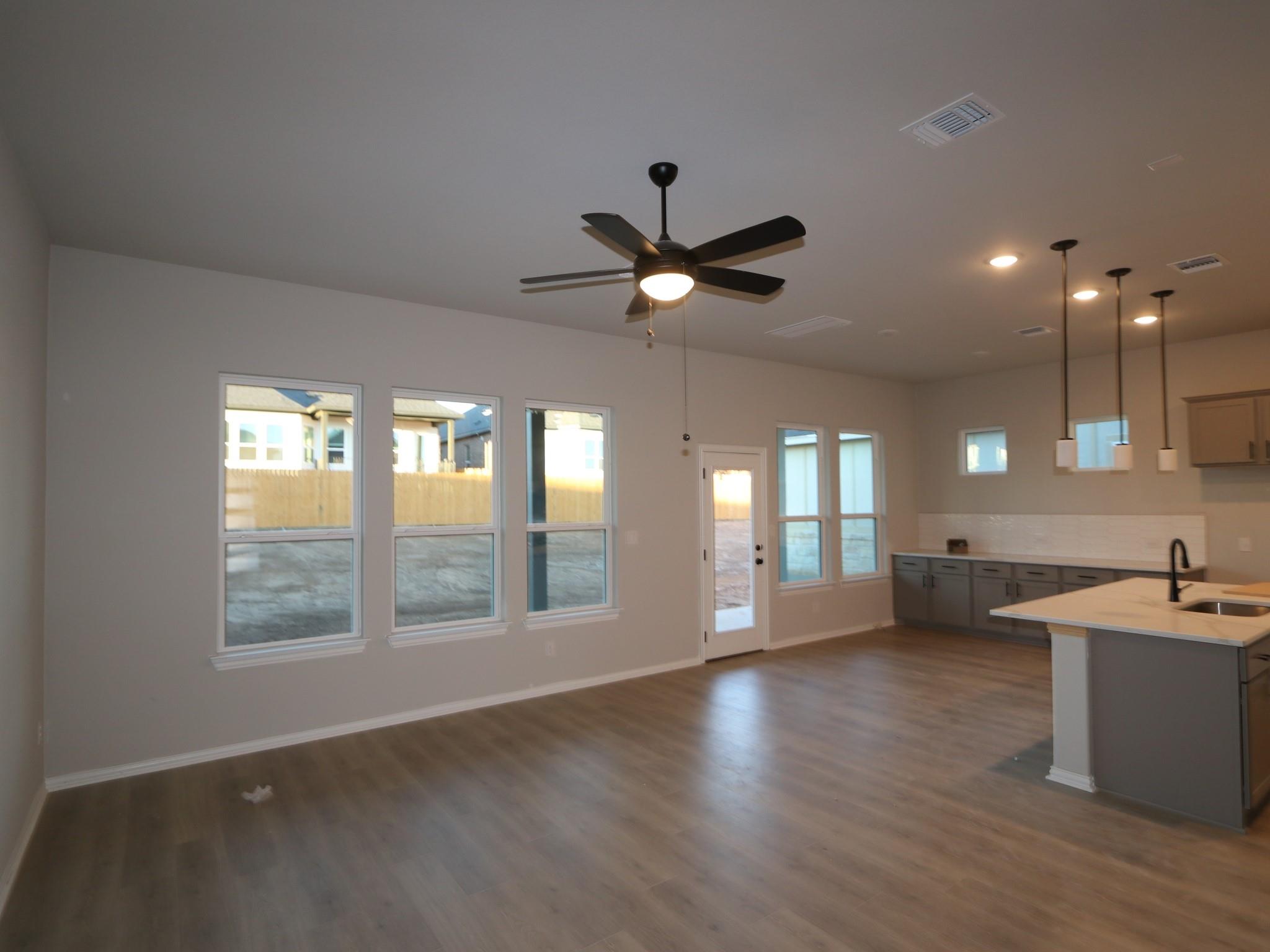 186 Grayson Elm Pass, Dripping Springs, TX 78620