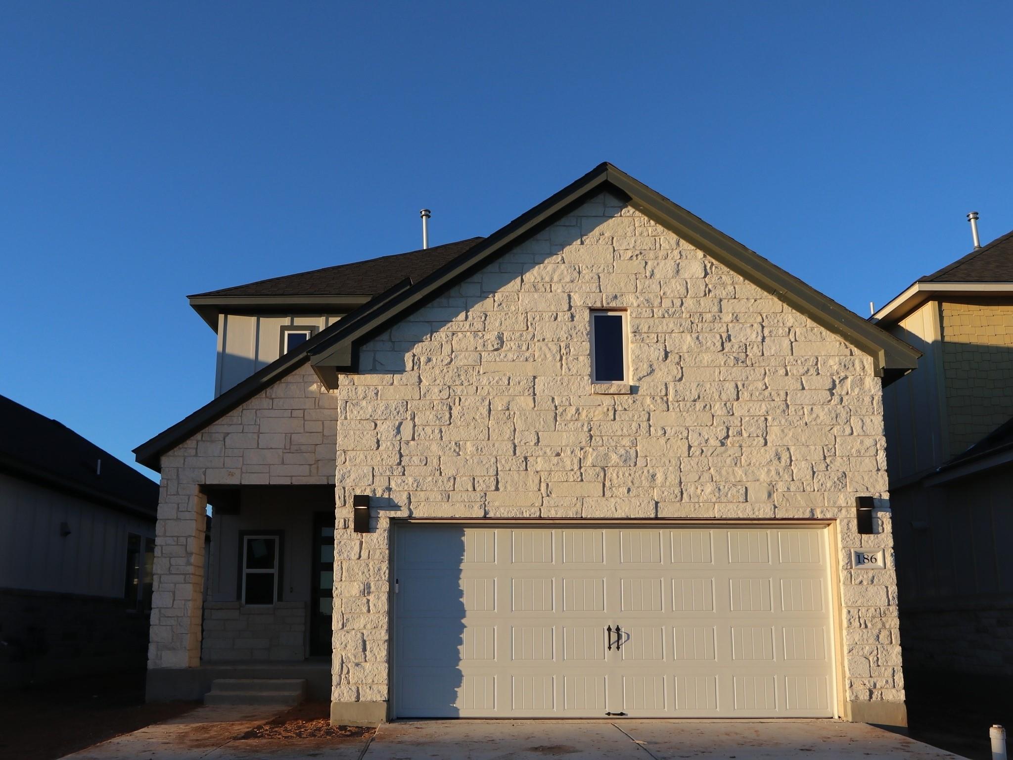 186 Grayson Elm Pass, Dripping Springs, TX 78620