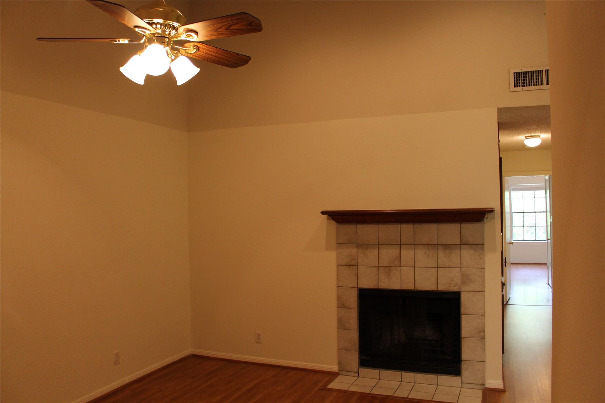 203 E 31st St # 309, Austin, TX 78705