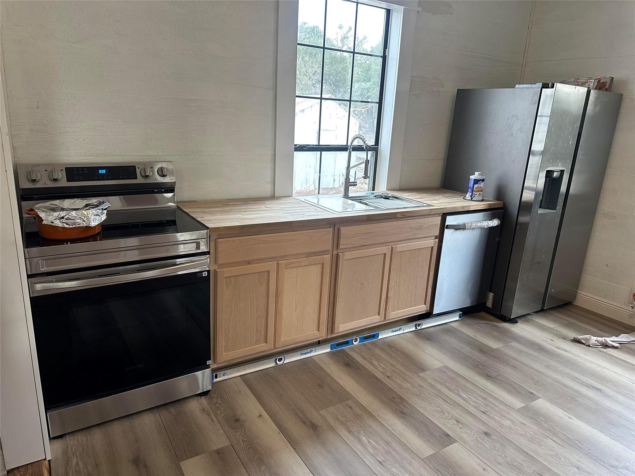 543 Narrows Rd, Blanco, TX 78606